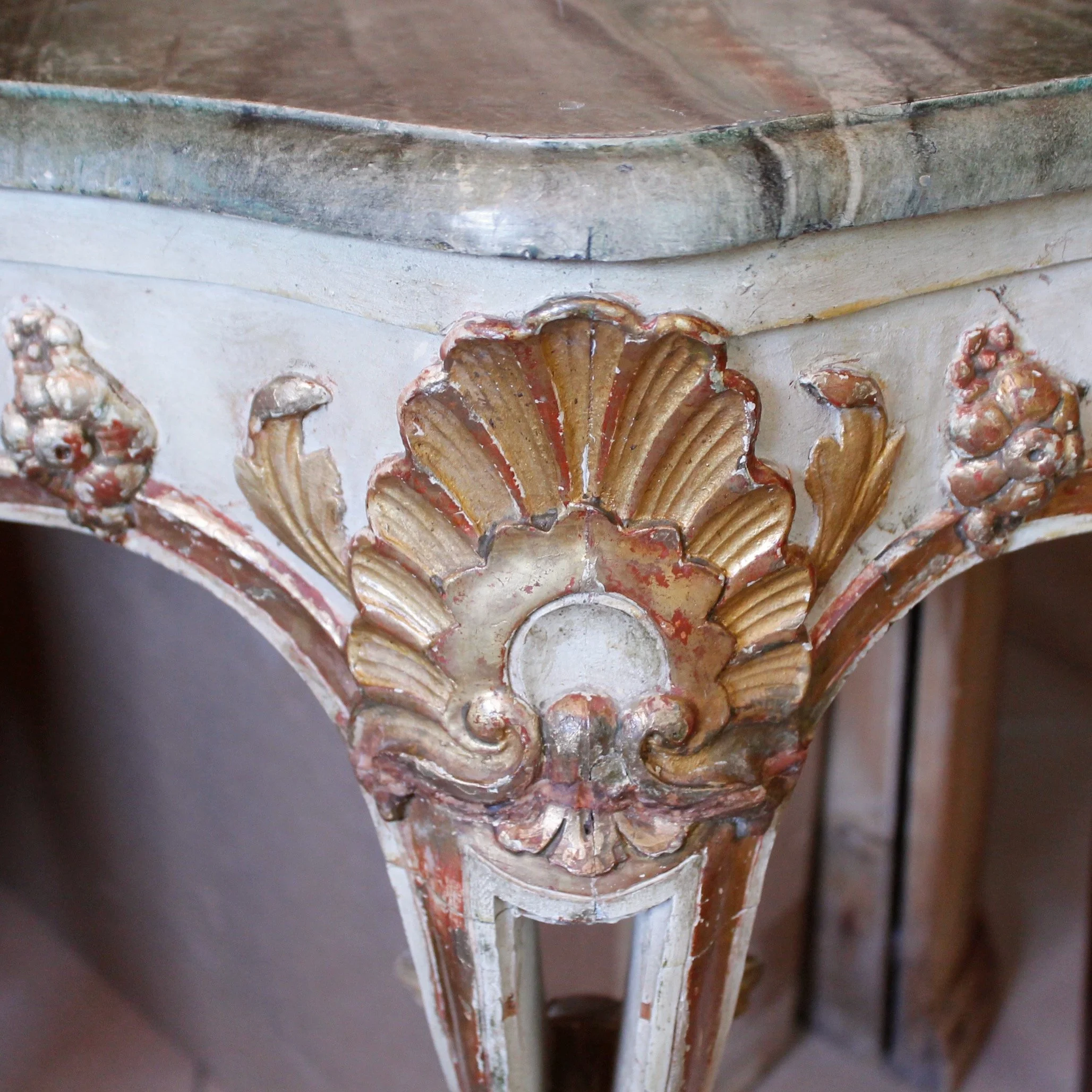 Italian-Rococo-Carved-Corner-Console-Table with Faux Marble Top (11)