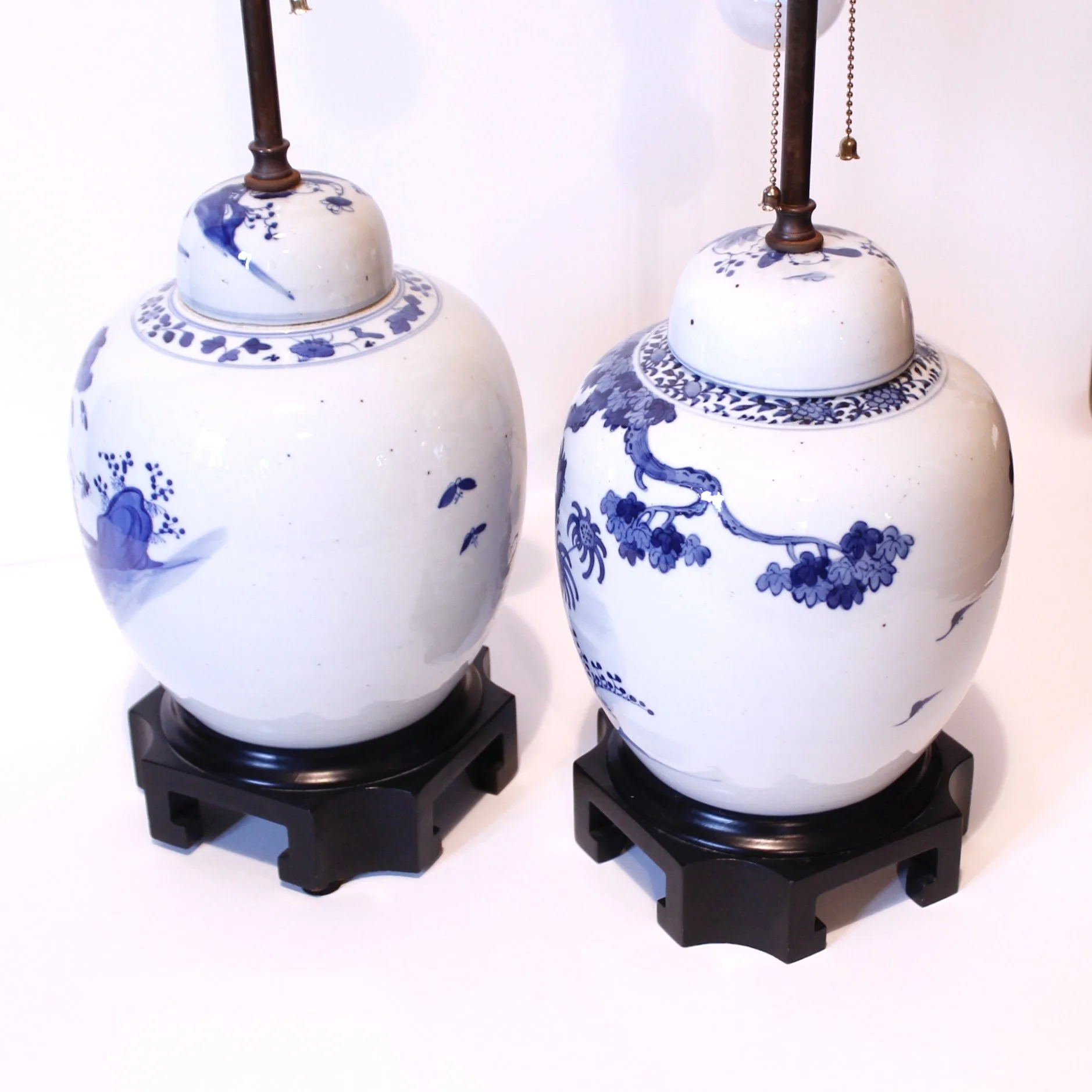Pair of Chinese Blue and White kangxi Decorated Ginger Jar Lamps