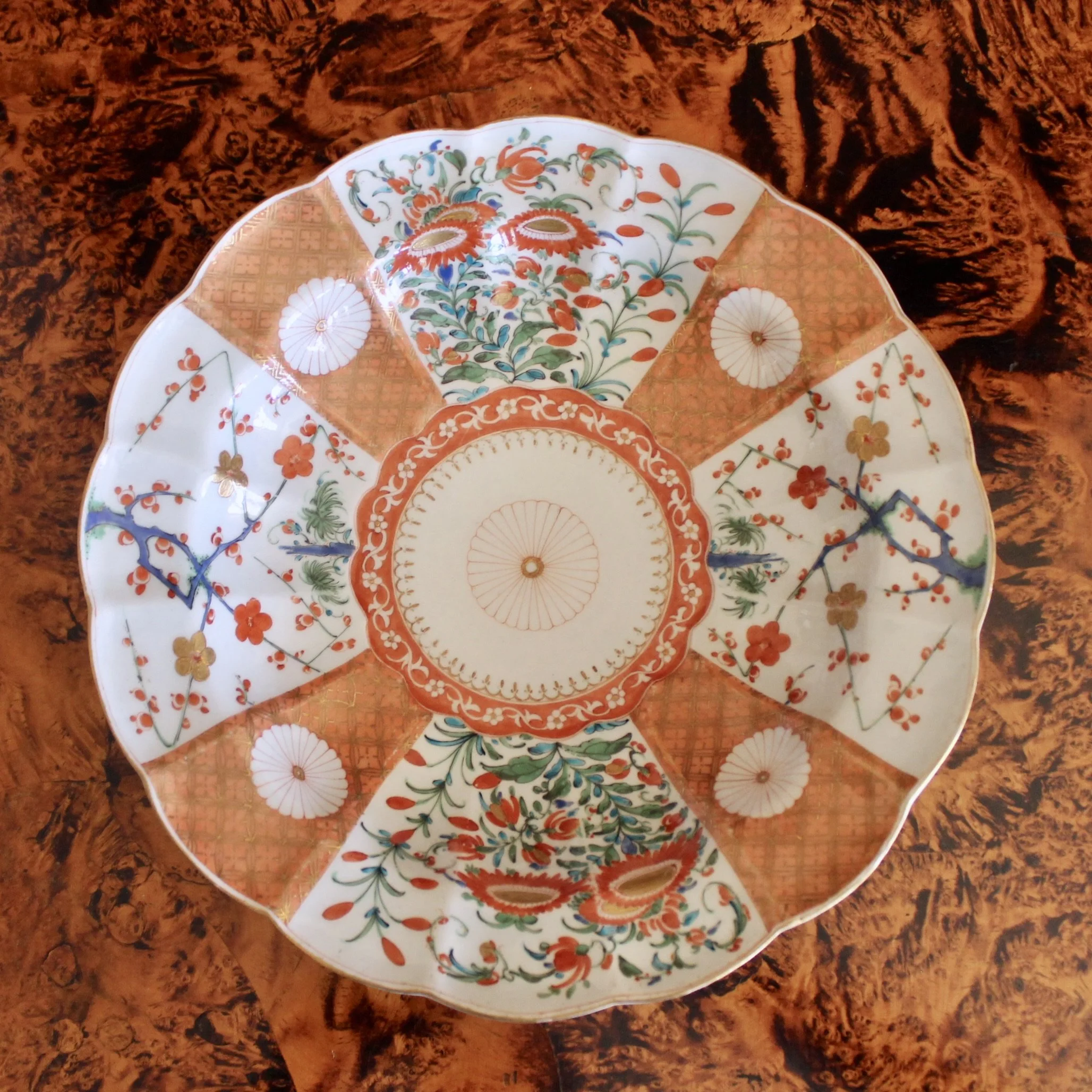 Japanese Scalloped Meiji Dish in Orange and Gold
