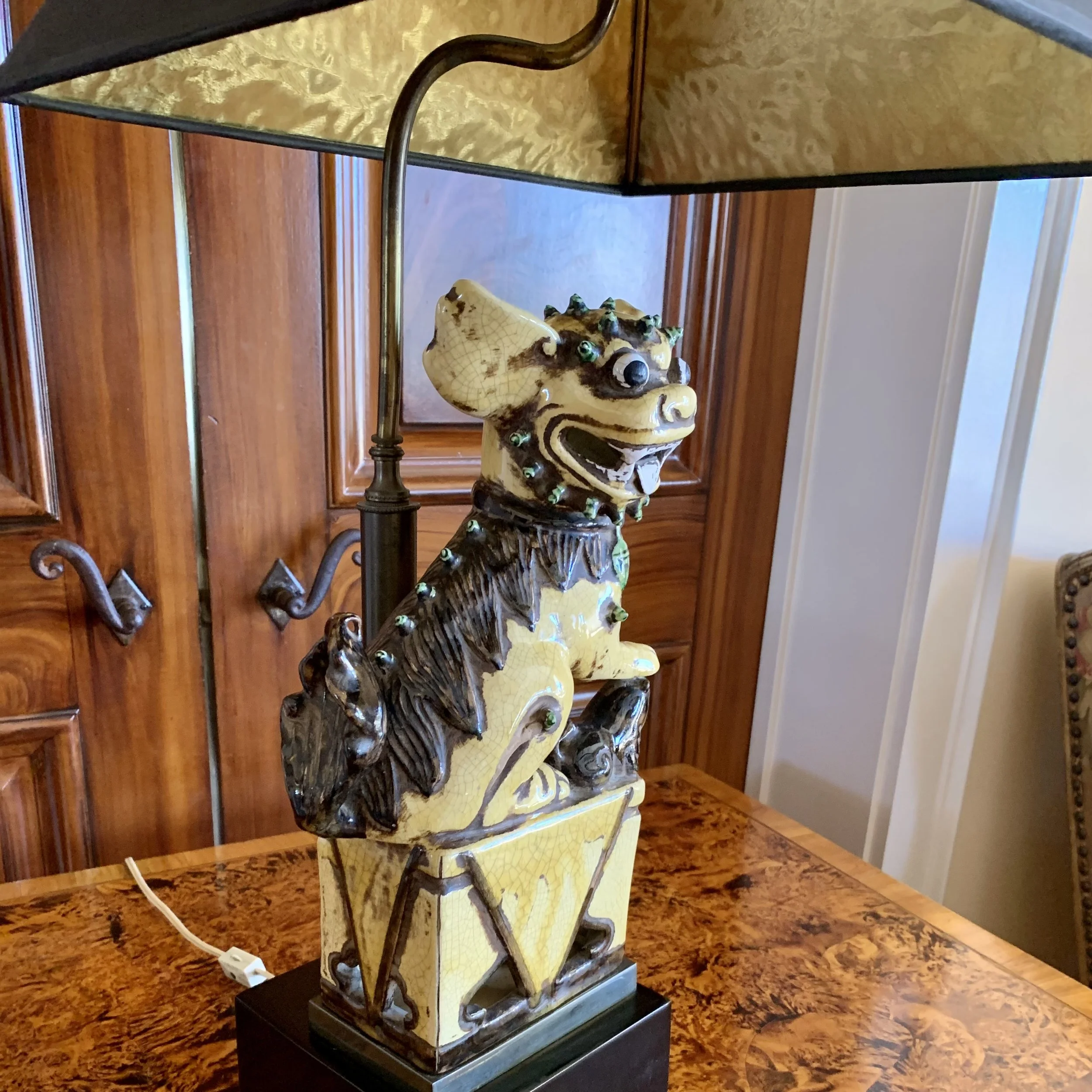 Chinese Yellow Sculpture Foo Dog Lamp