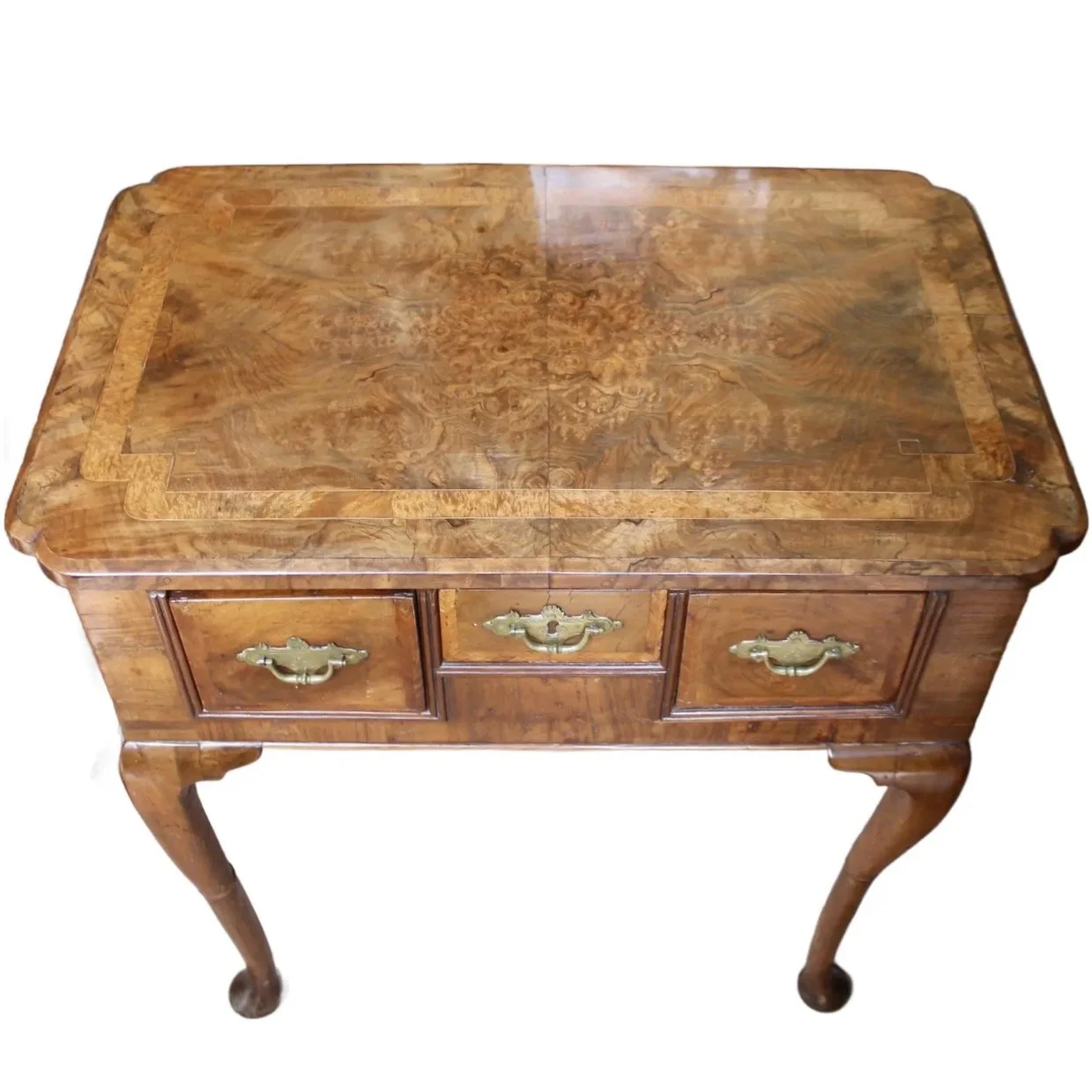 Exceptional Queen Anne Period Burl Walnut Lowboy