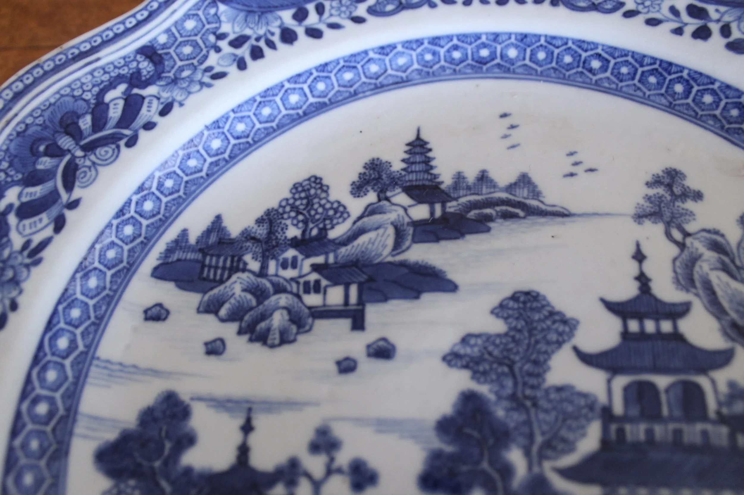 Chinese Export Porcelain Plates, Nanking Pattern