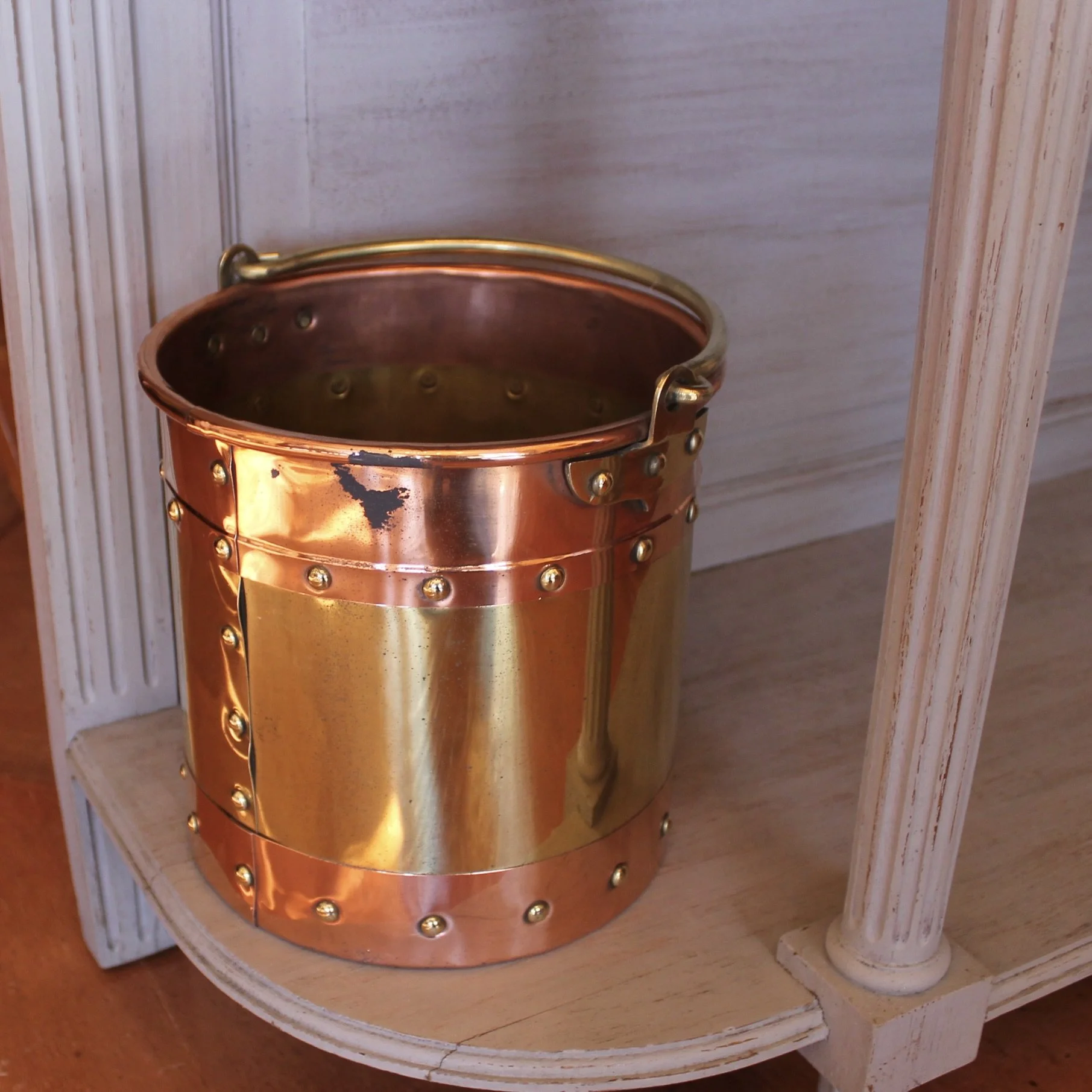 English copper fireplace bucket