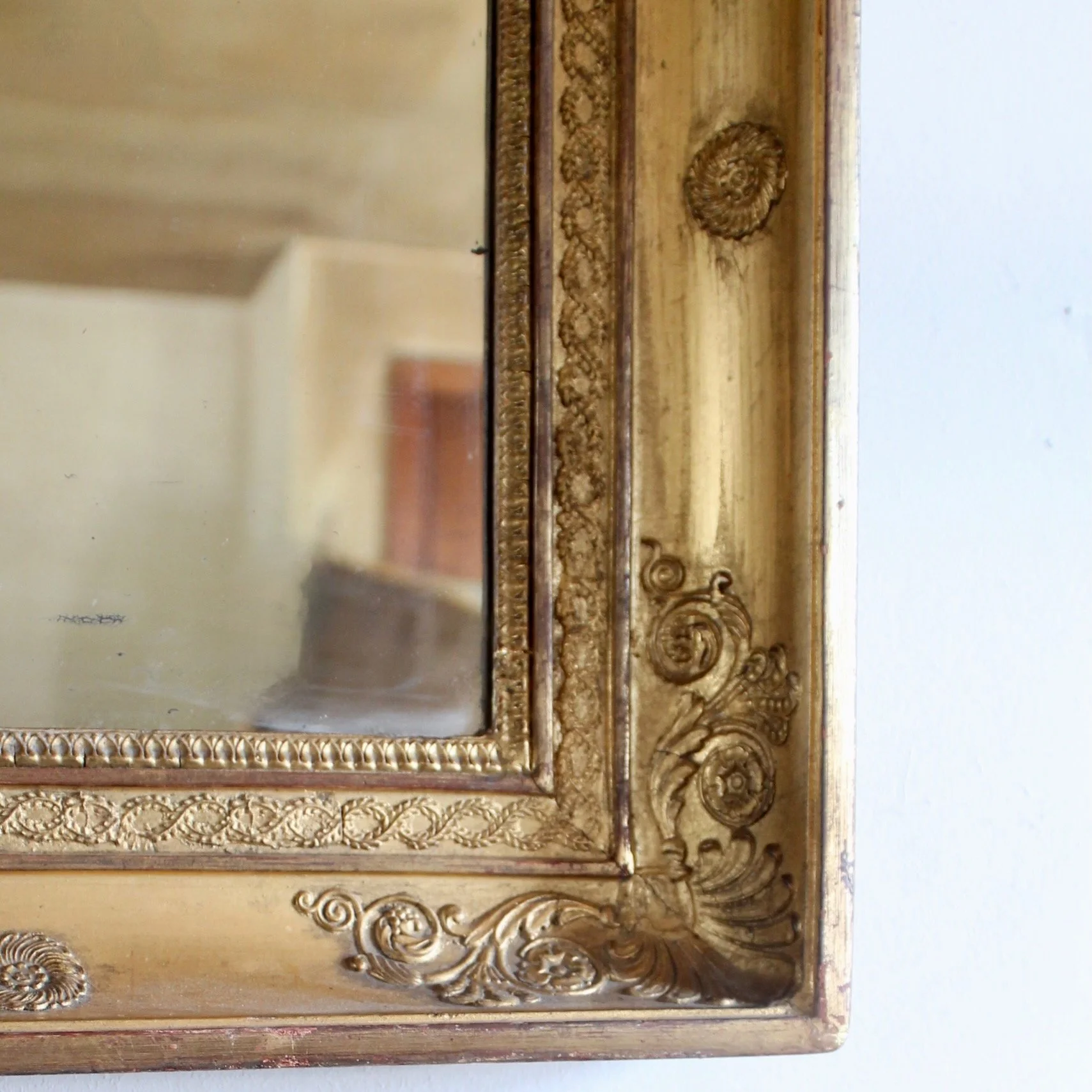 French-Charles-X-Gilt-Wood-And-Gesso-Mirror (12)