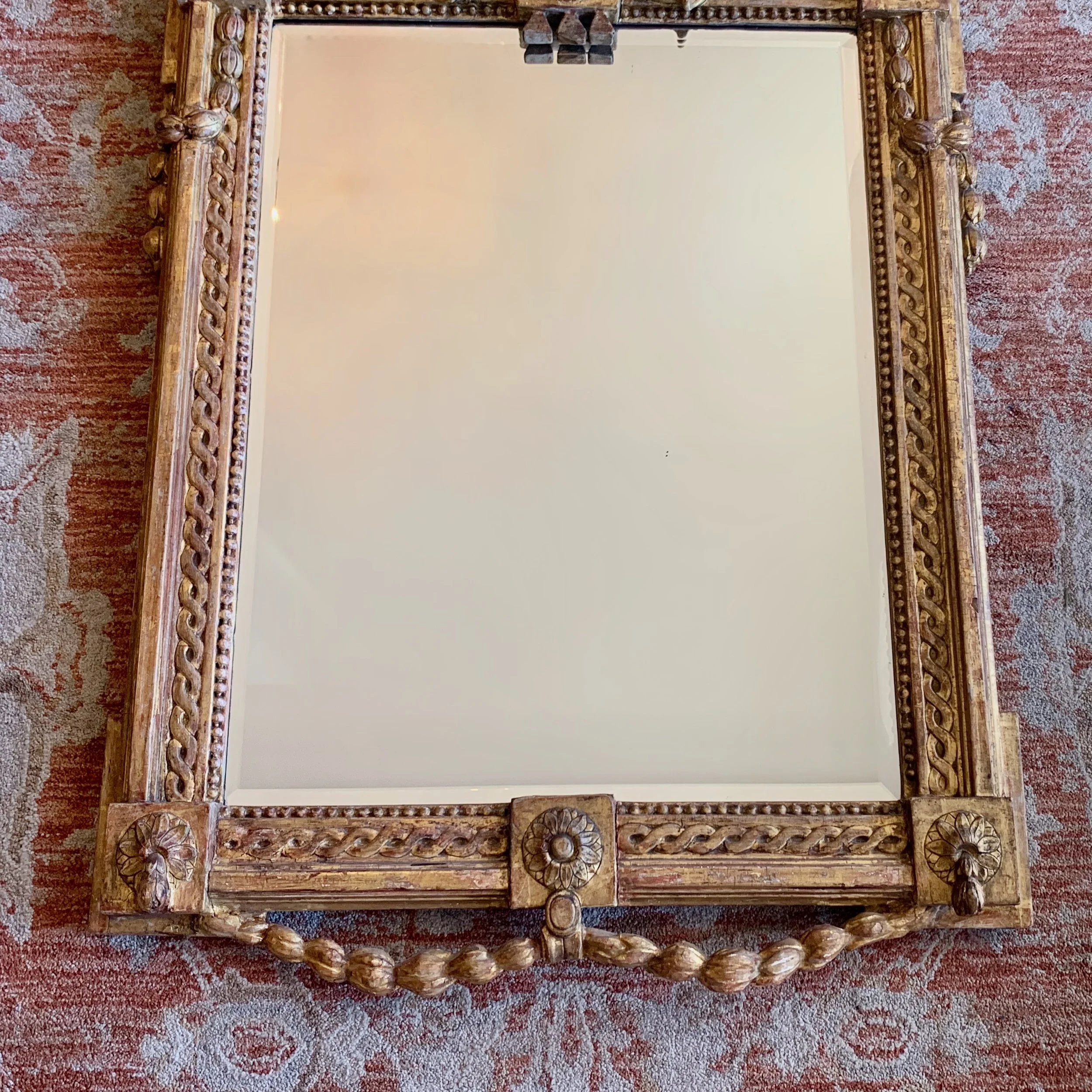 Italian-Giltwood-Neoclassical-Mirror-With-Laurel-Crest (10)