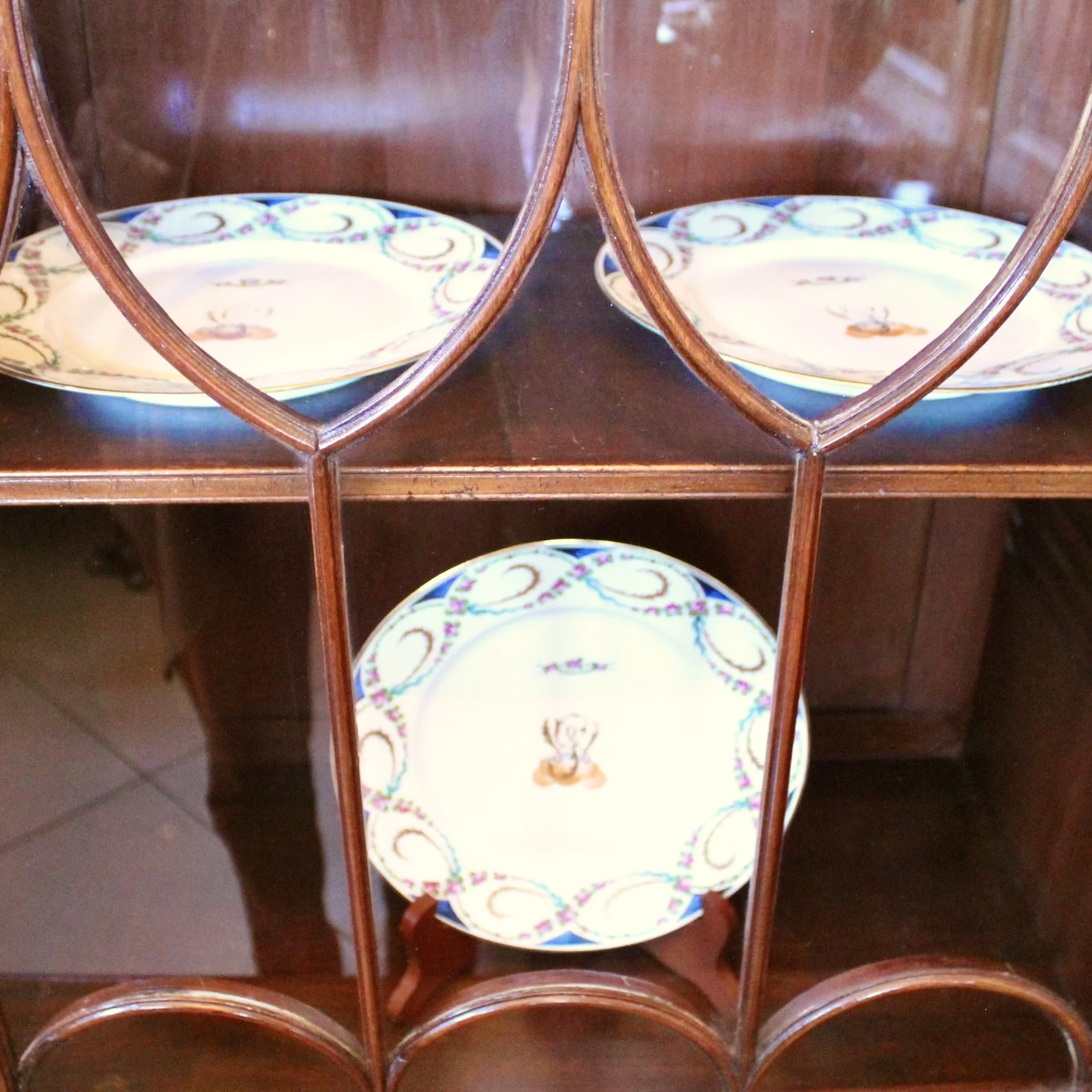 Georgian English Mahogany Glass Front Bookcase