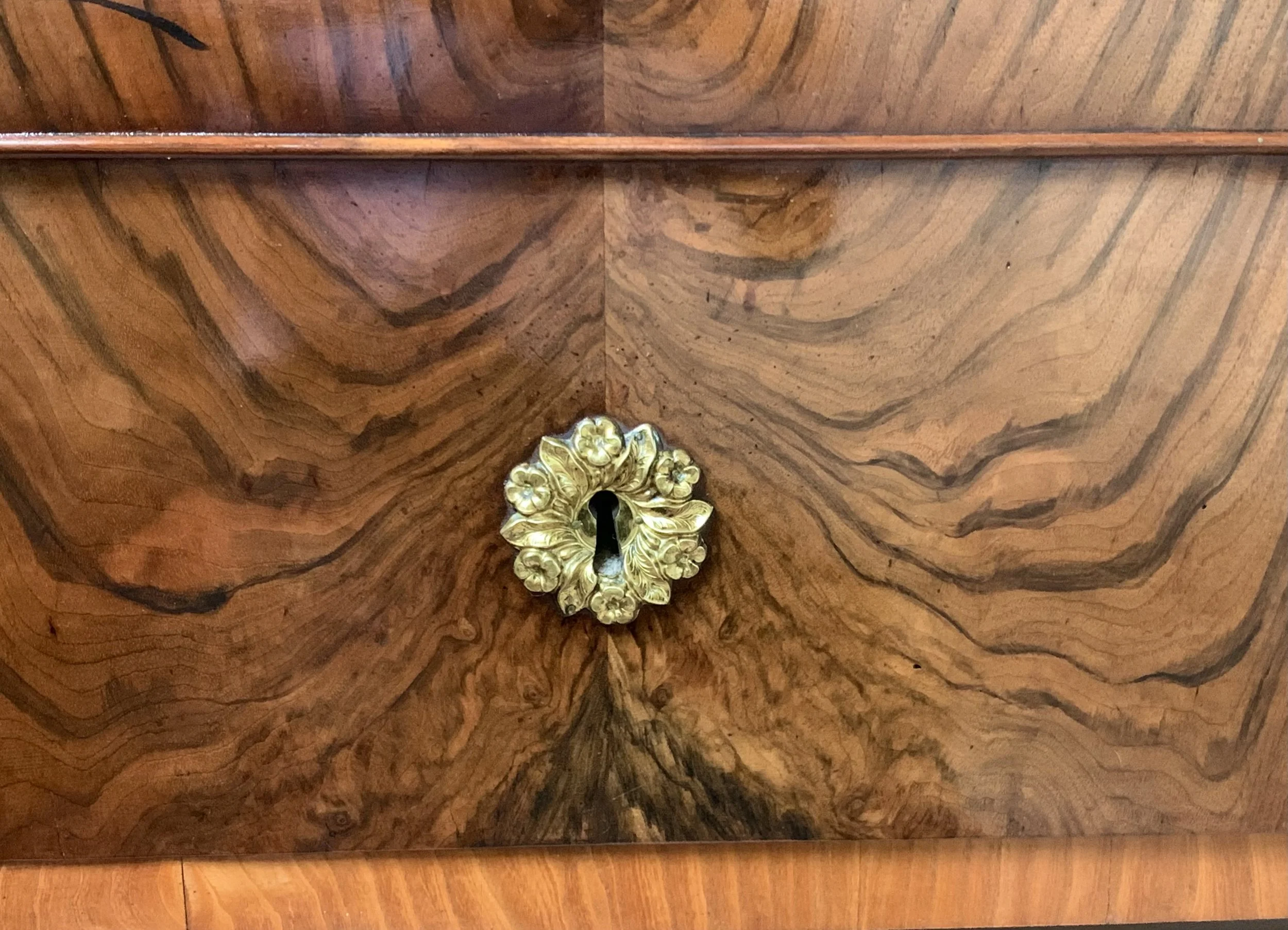 Italian Neoclassical Commode