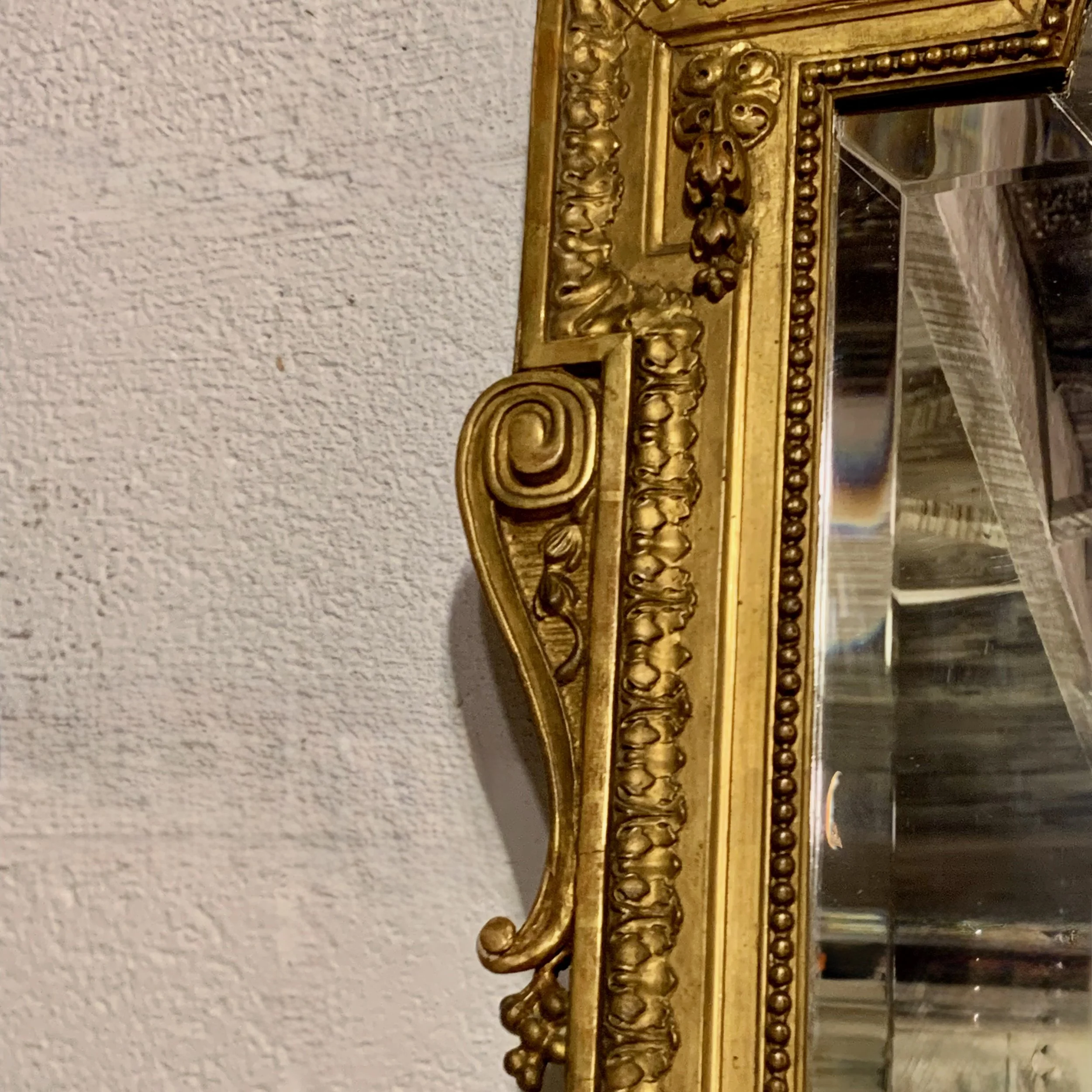 Large-Louis-XVI-Style-Giltwood-Mirror (5)