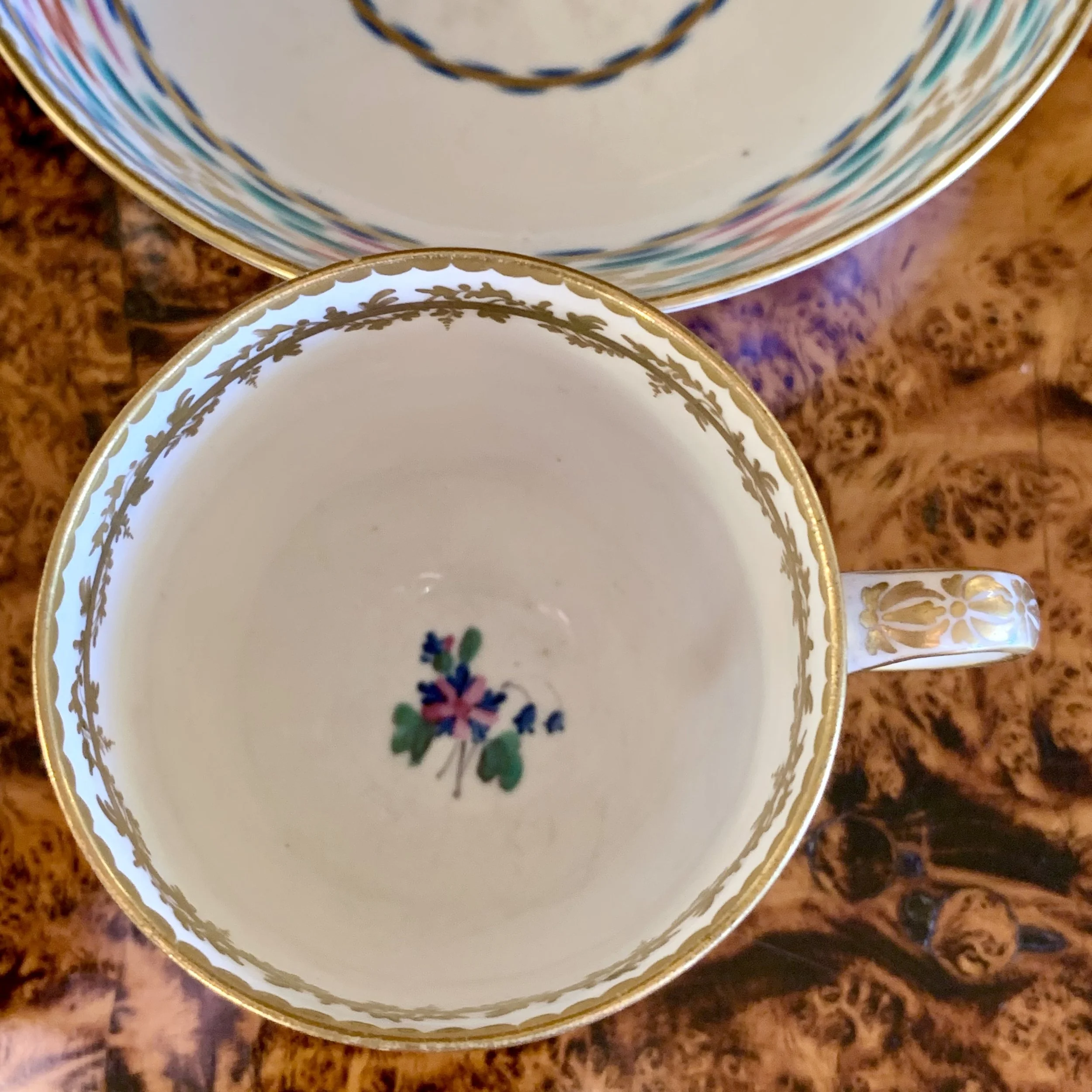 Flamestitch pattern porcelain