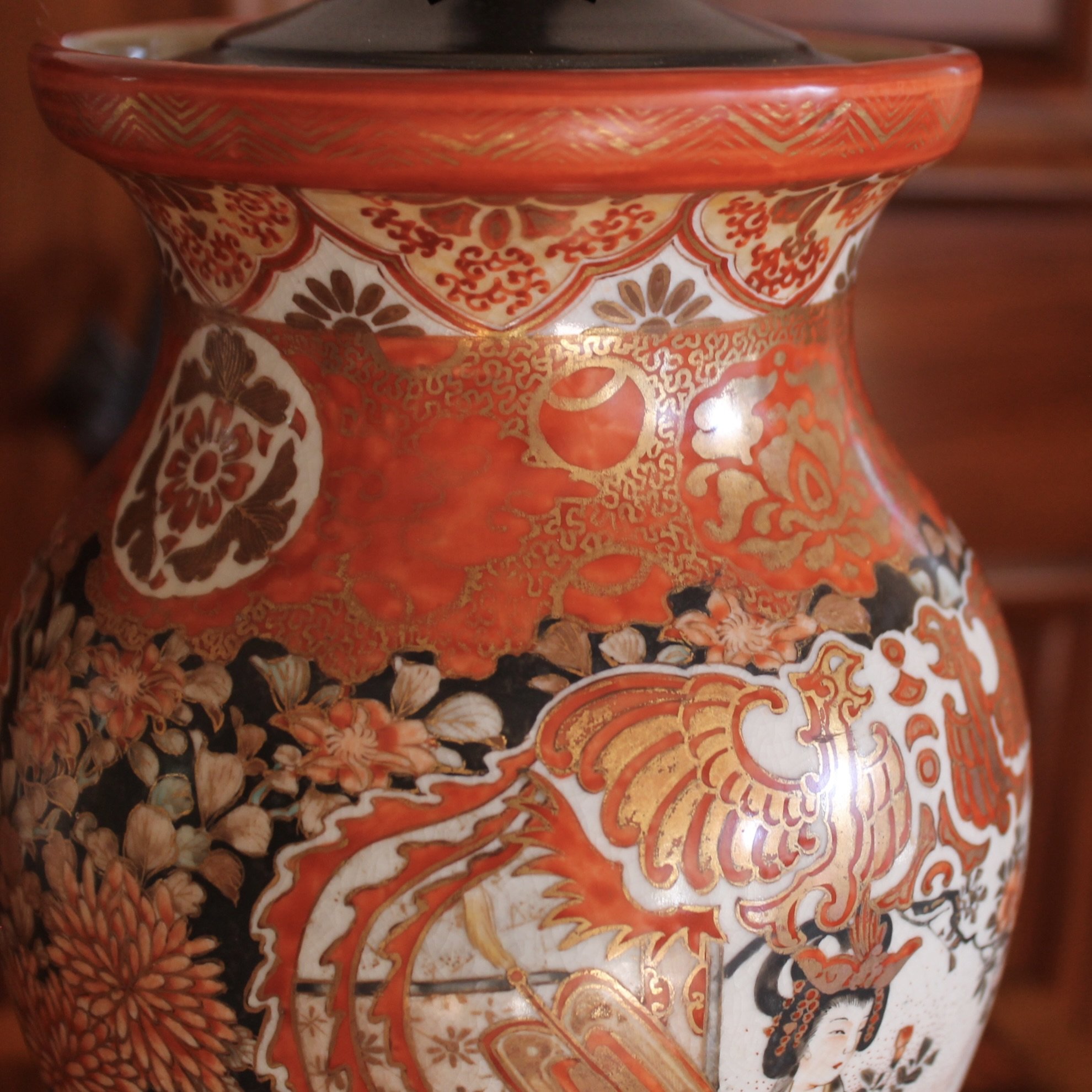 Pair Antique Japanese Kutani Porcelain Vase Lamps