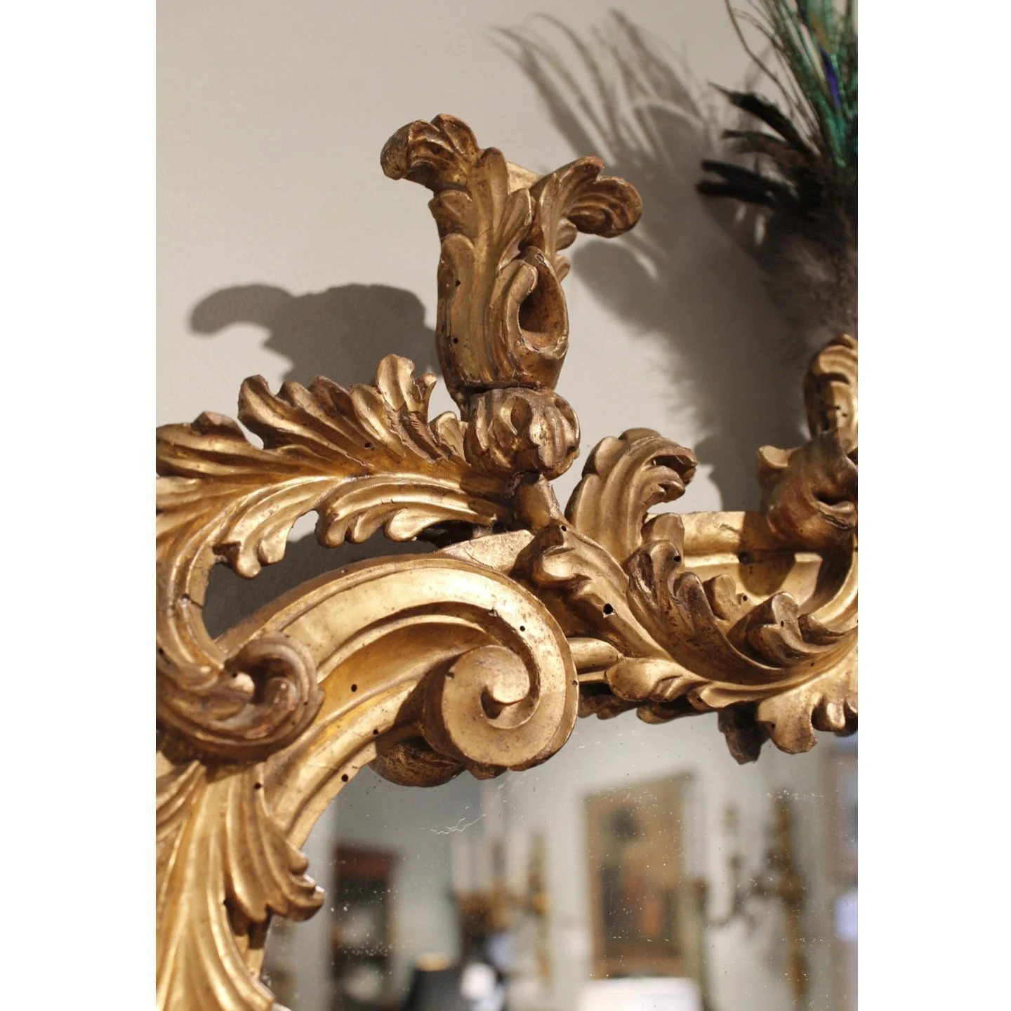 Italian-Giltwood-Carved-Rococo-Mirror-19th-Century (4)-detail