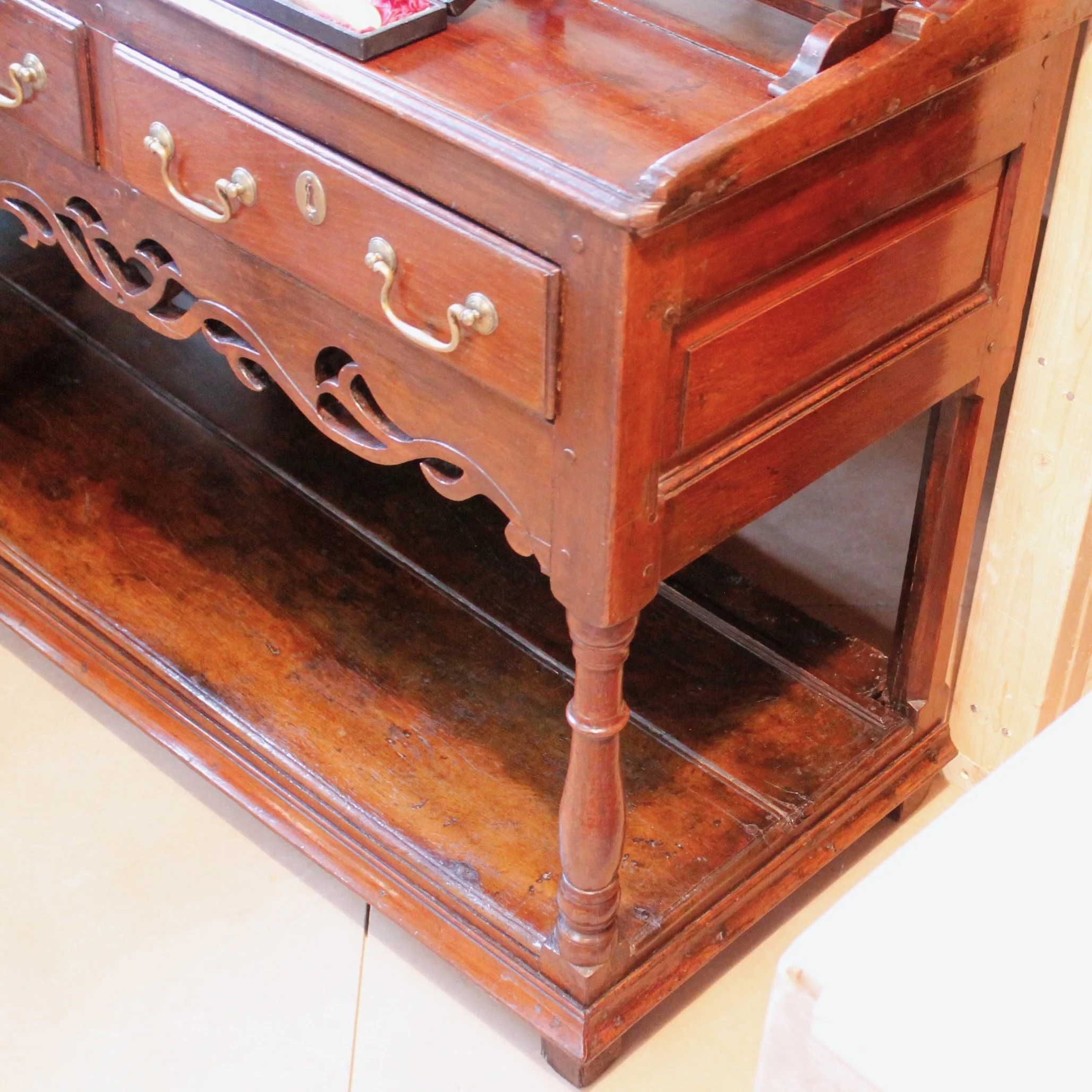 George-II-Period-Georgian-Welsh-Dresser-18th-Century (7)