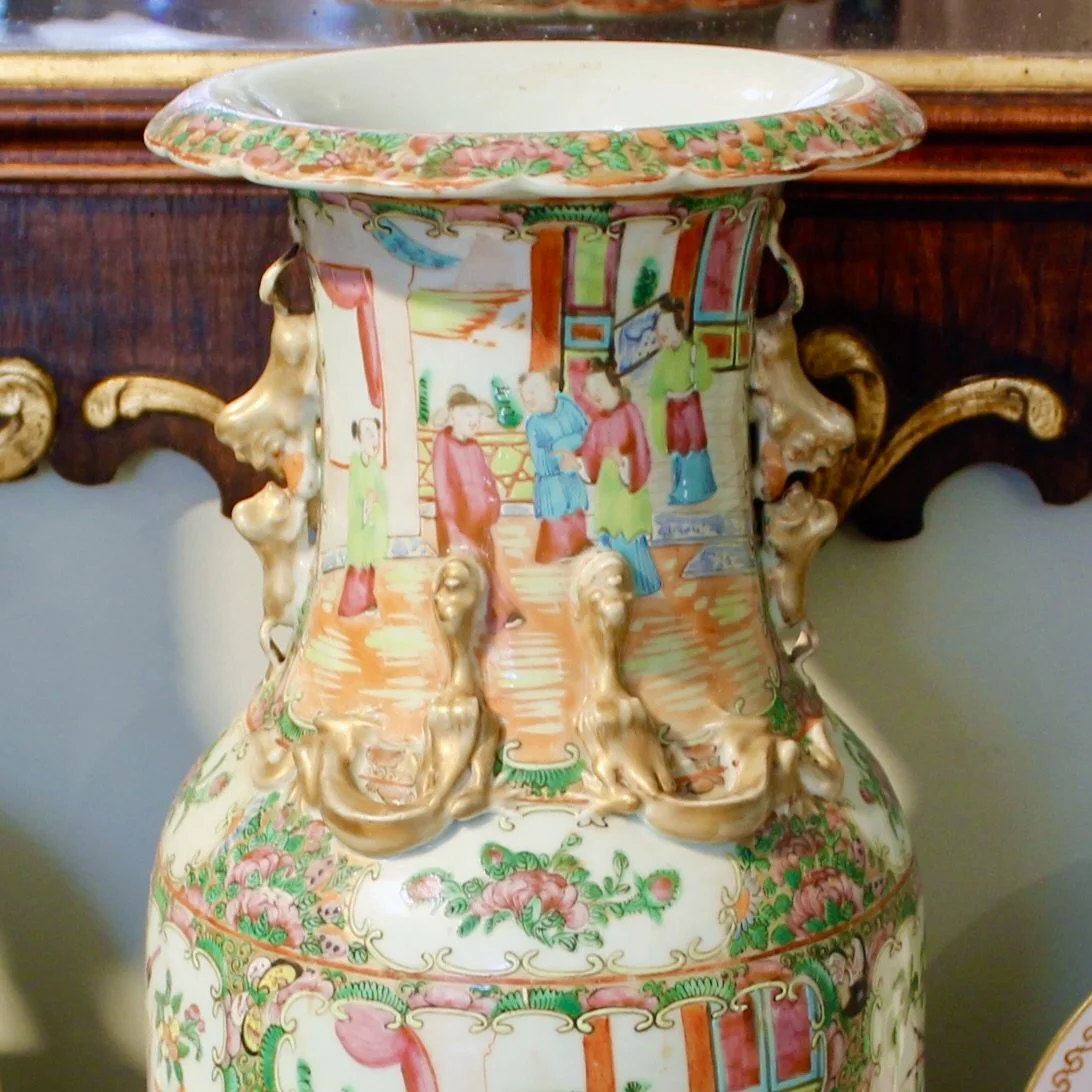 Large Rose Medallion Chinese export porcelain vase