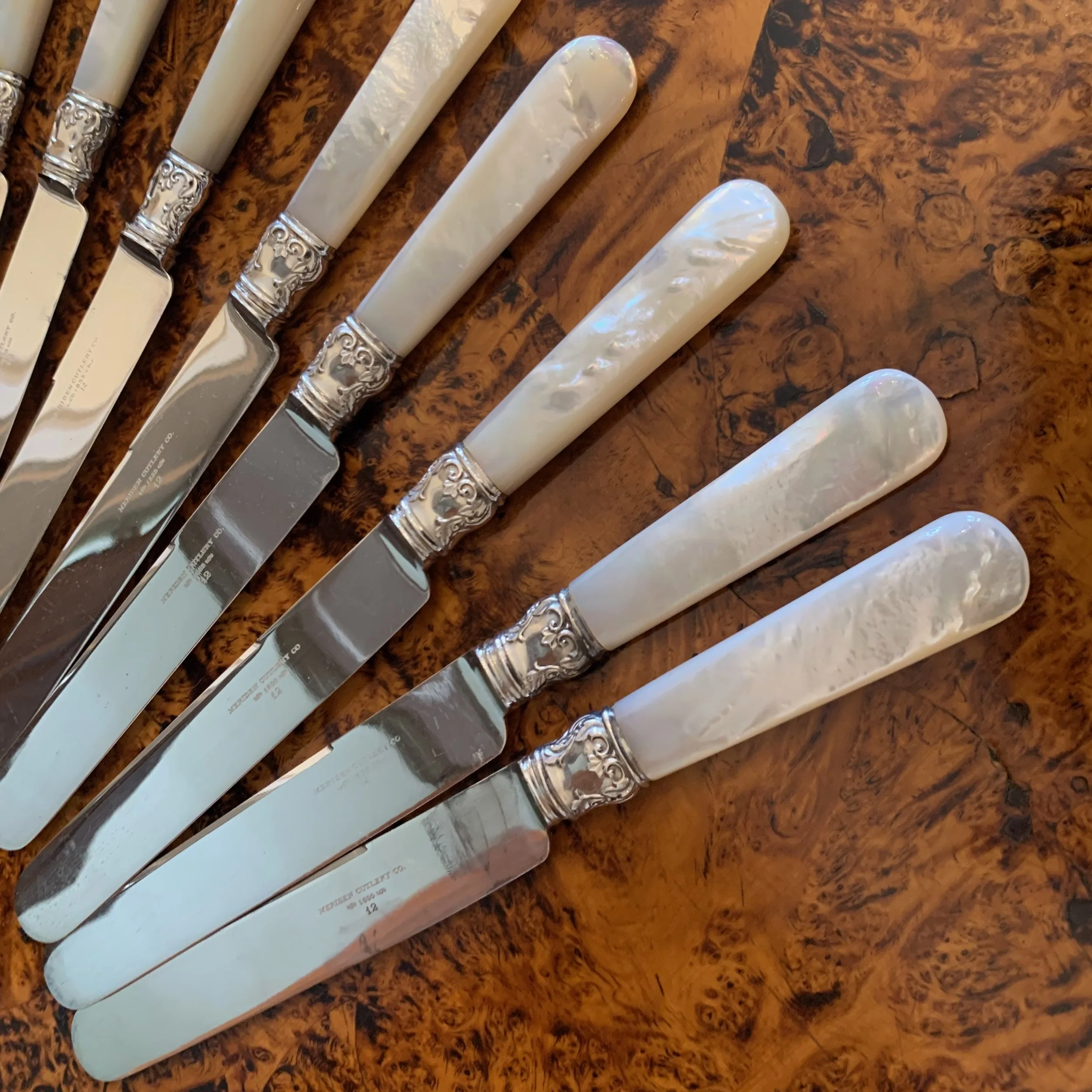 Meriden-Sterling-Silver-&-Mother-of-Pearl-Knives-Set-of-12 (10).jpeg