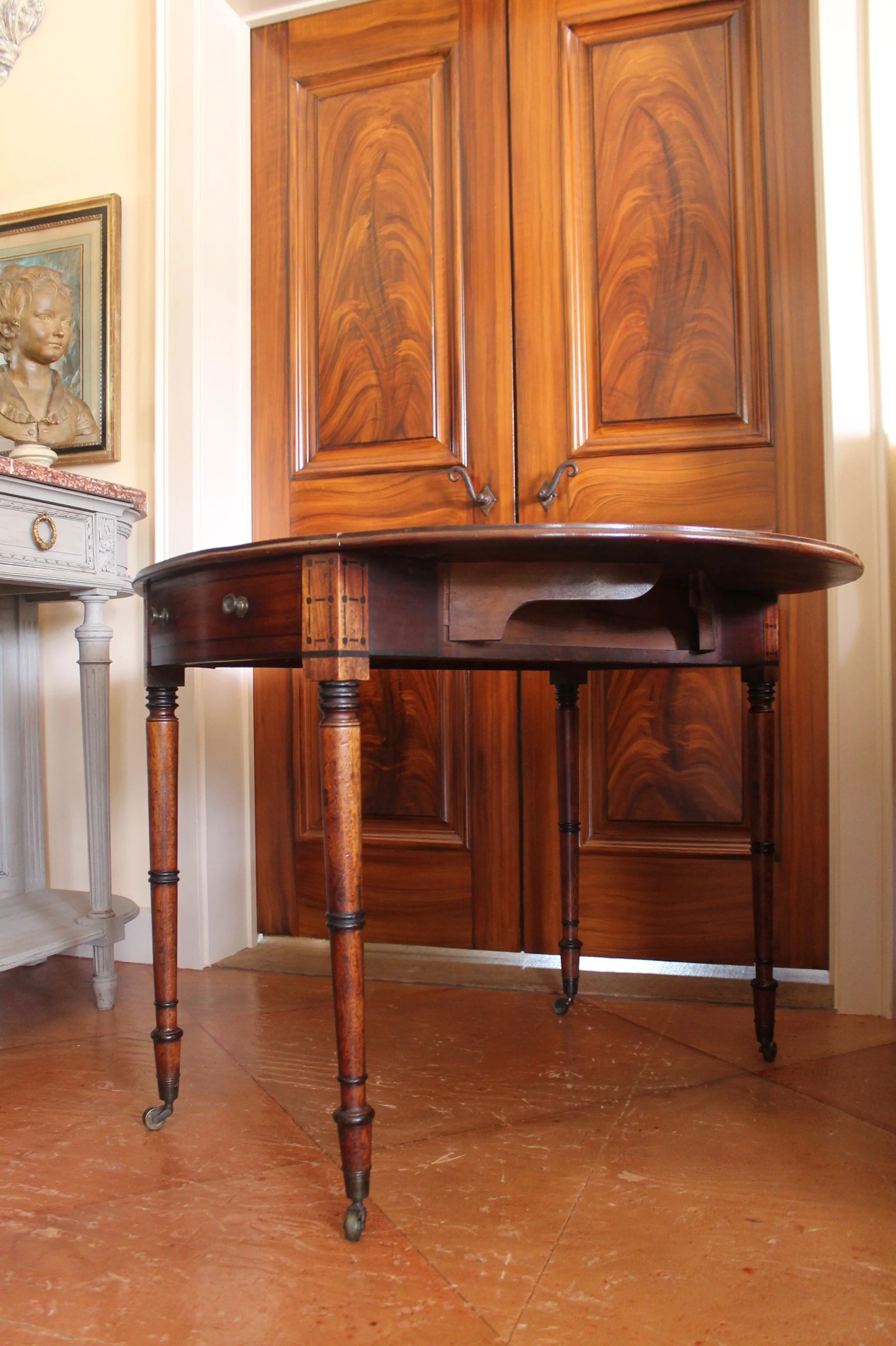 Regency-Mahogany-and-Ebonized-Pembroke-Table