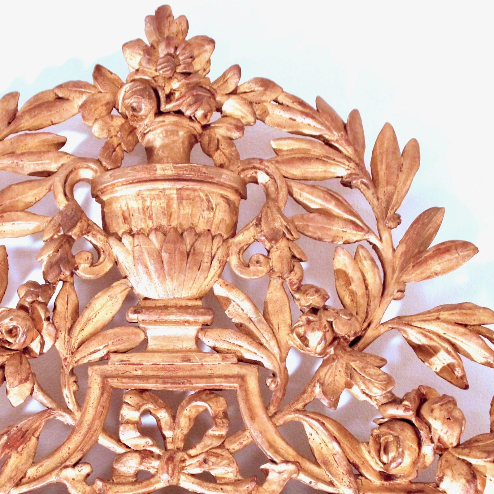 Louis-XVI-Neoclassical-Carved-Gilt-Wood-French-Mirror (10)