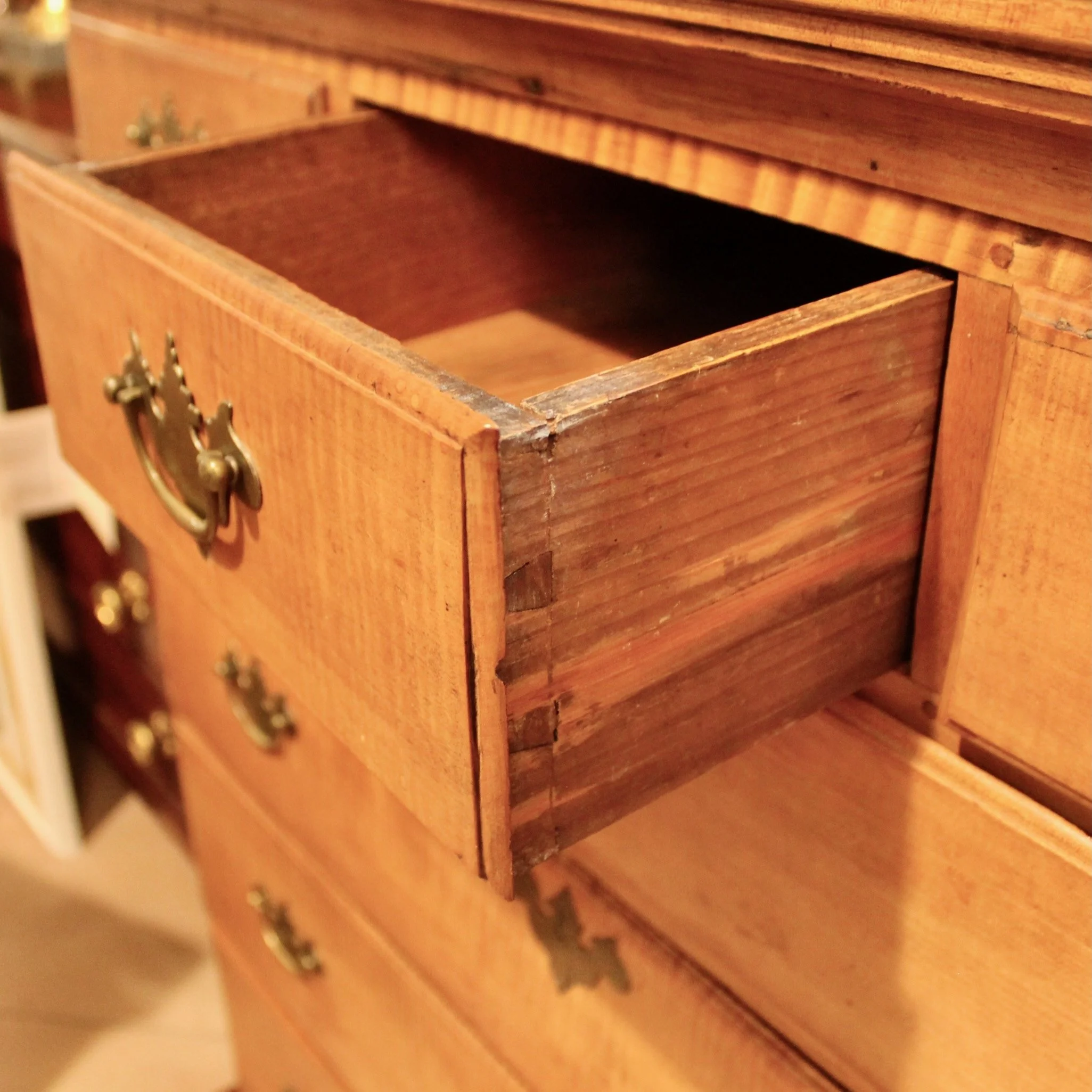 NewEngland-Tiger-Maple-Tall-chest-of-drawers-#2 (5).jpeg
