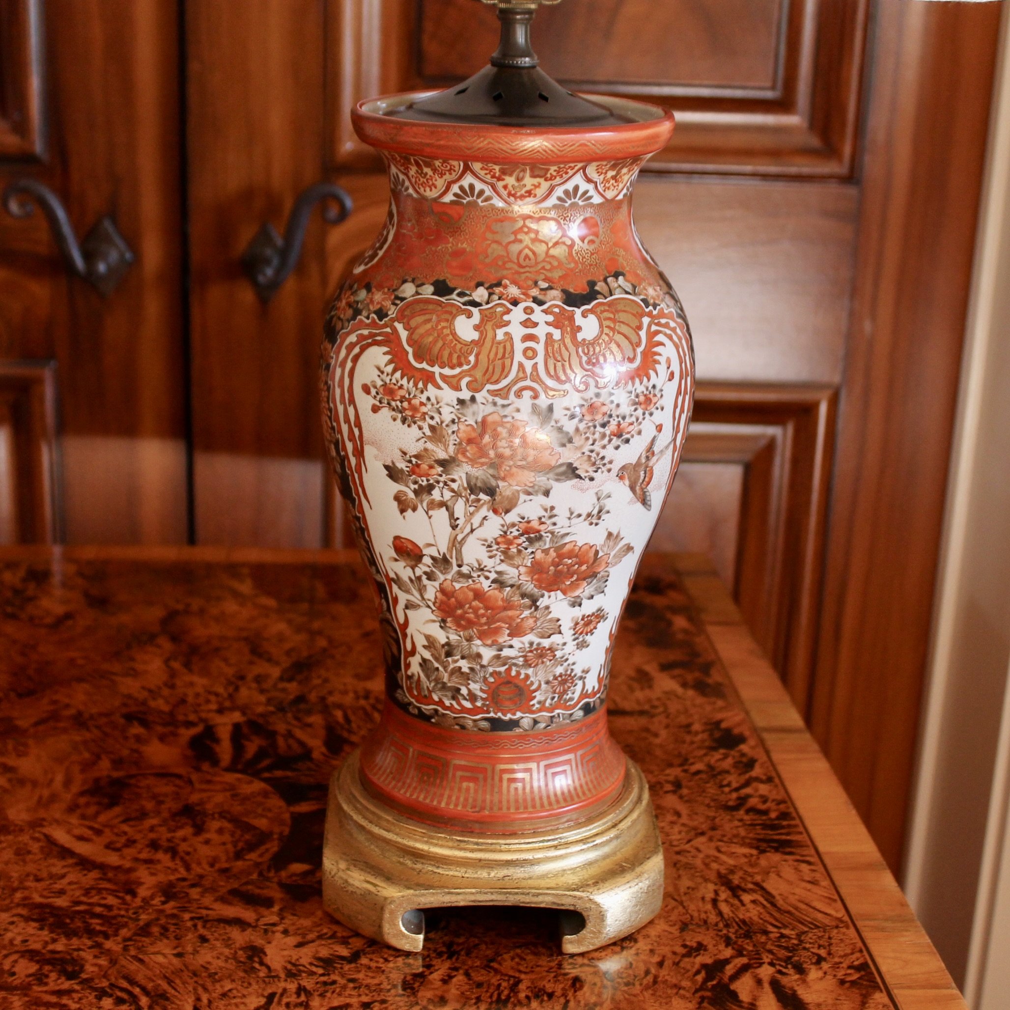 Pair Antique Japanese Kutani Porcelain Vase Lamps