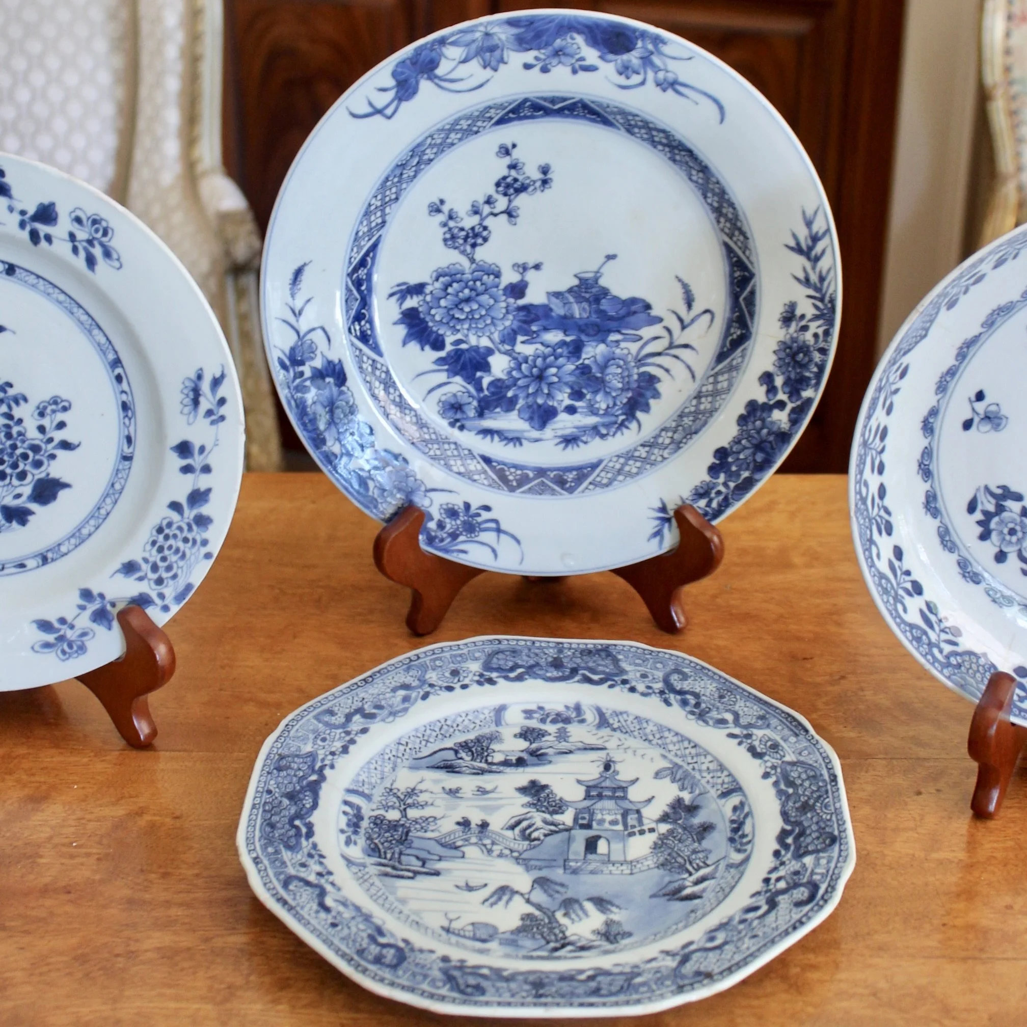 Chinese Export Porcelain Dishes, Blue and White