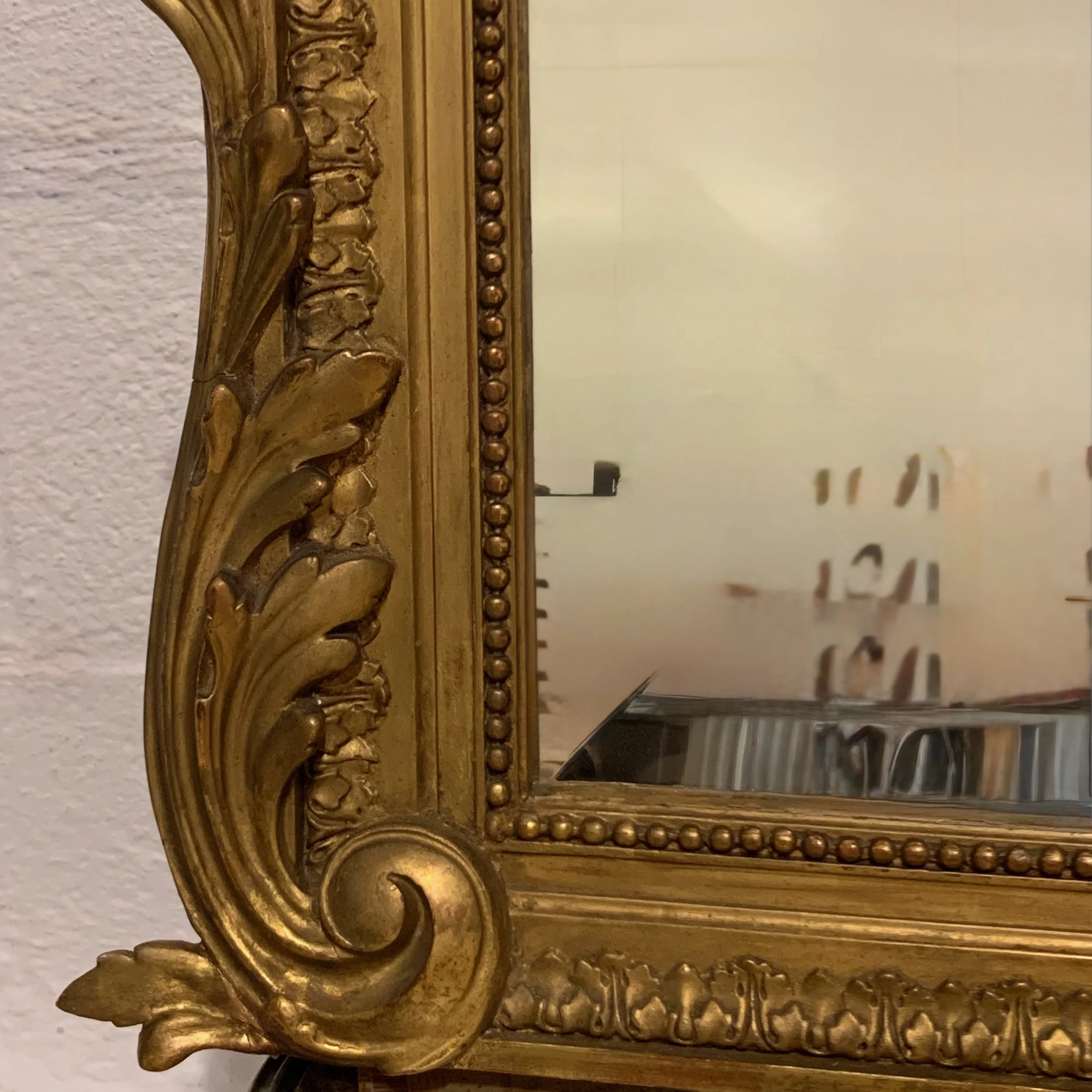 Large-Louis-XVI-Style-Giltwood-Mirror (11)