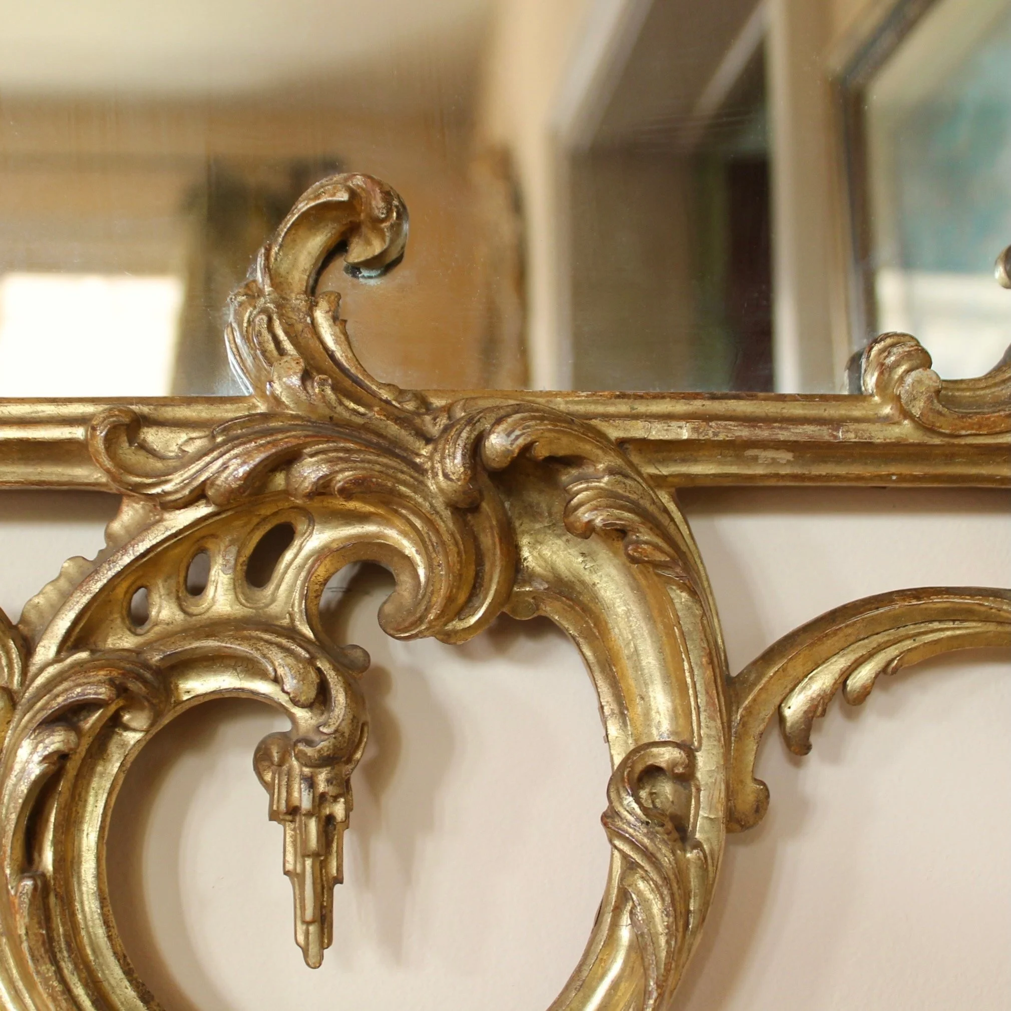 Italian-Carved-And-Gilded-Chippendale-Rococo-Style-Mirror (11)-bottom