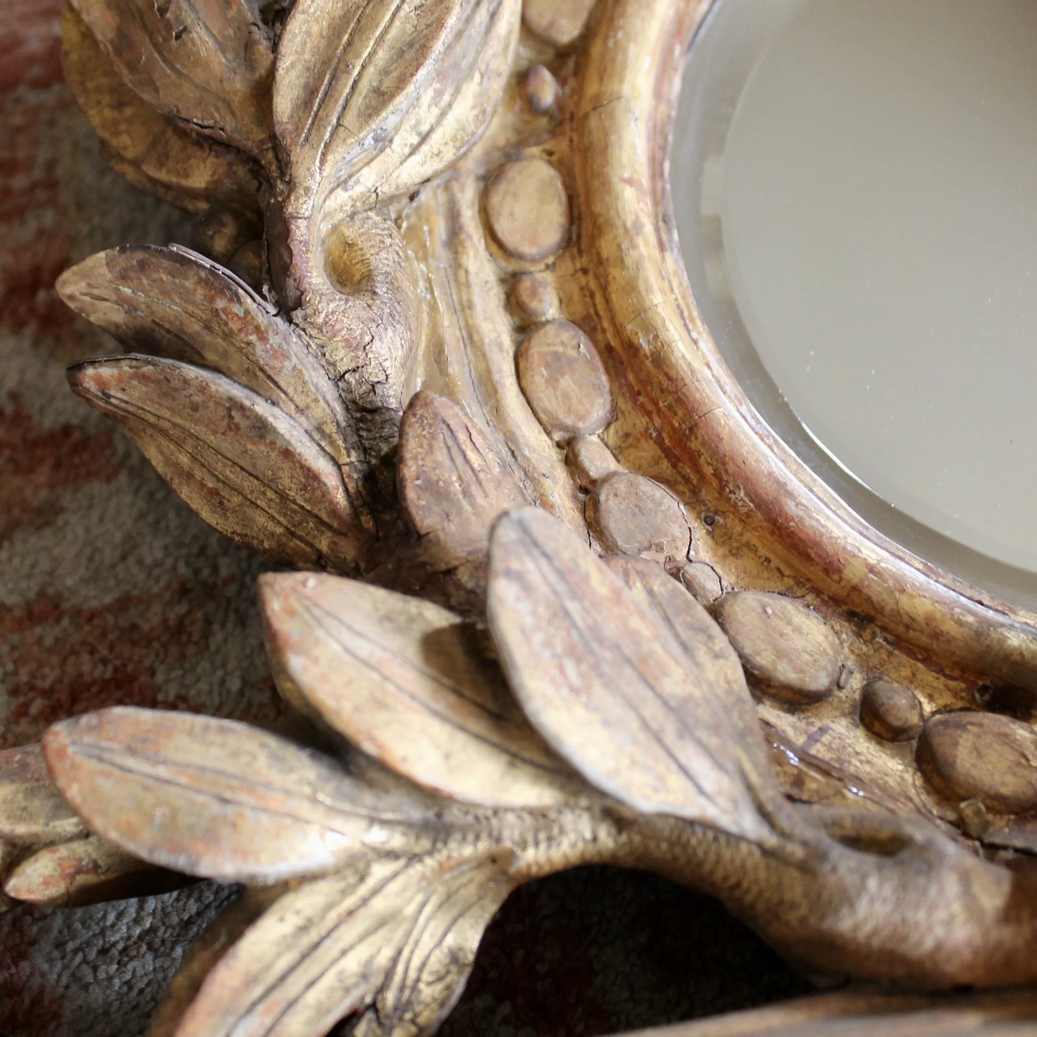 Italian Giltwood Neoclassical Mirror with Laurel Crest