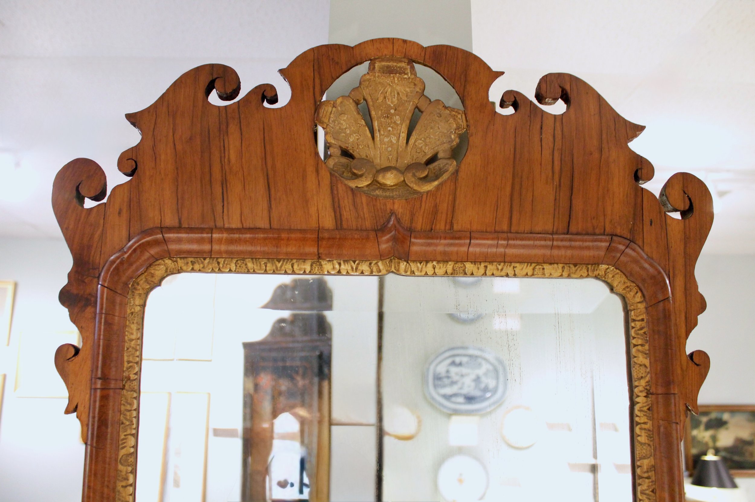 George-II-Period-Walnut-And-Parcel-Gilt-Mirror-With-carved-And-Gilt-Shell-Crest (3).jpeg
