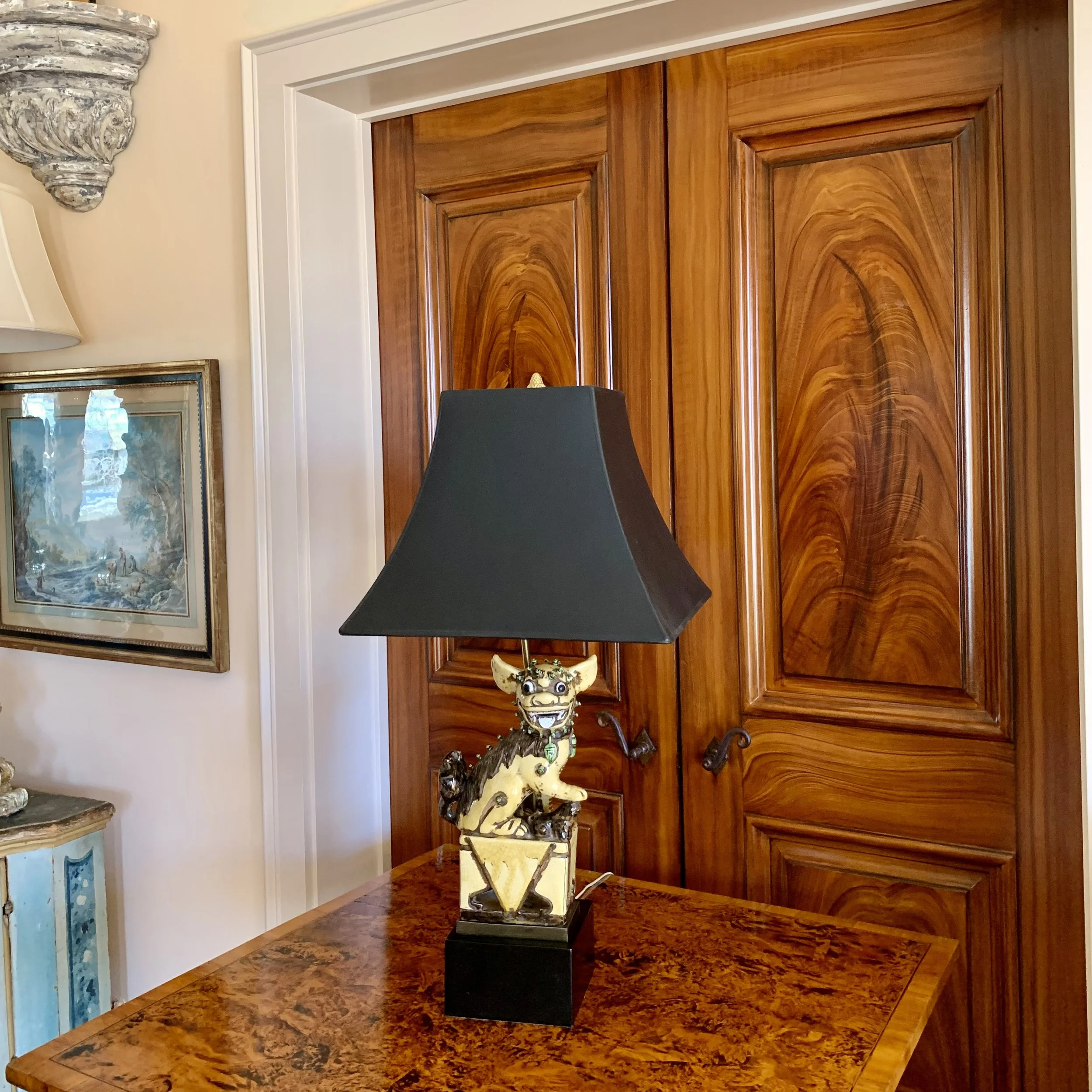 Chinese Yellow Sculpture Foo Dog Lamp