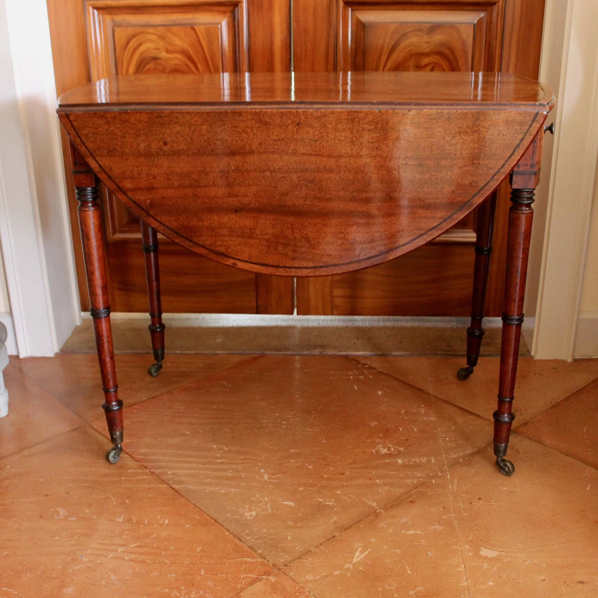 Regency-Mahogany-and-Ebonized-Pembroke-Table-side