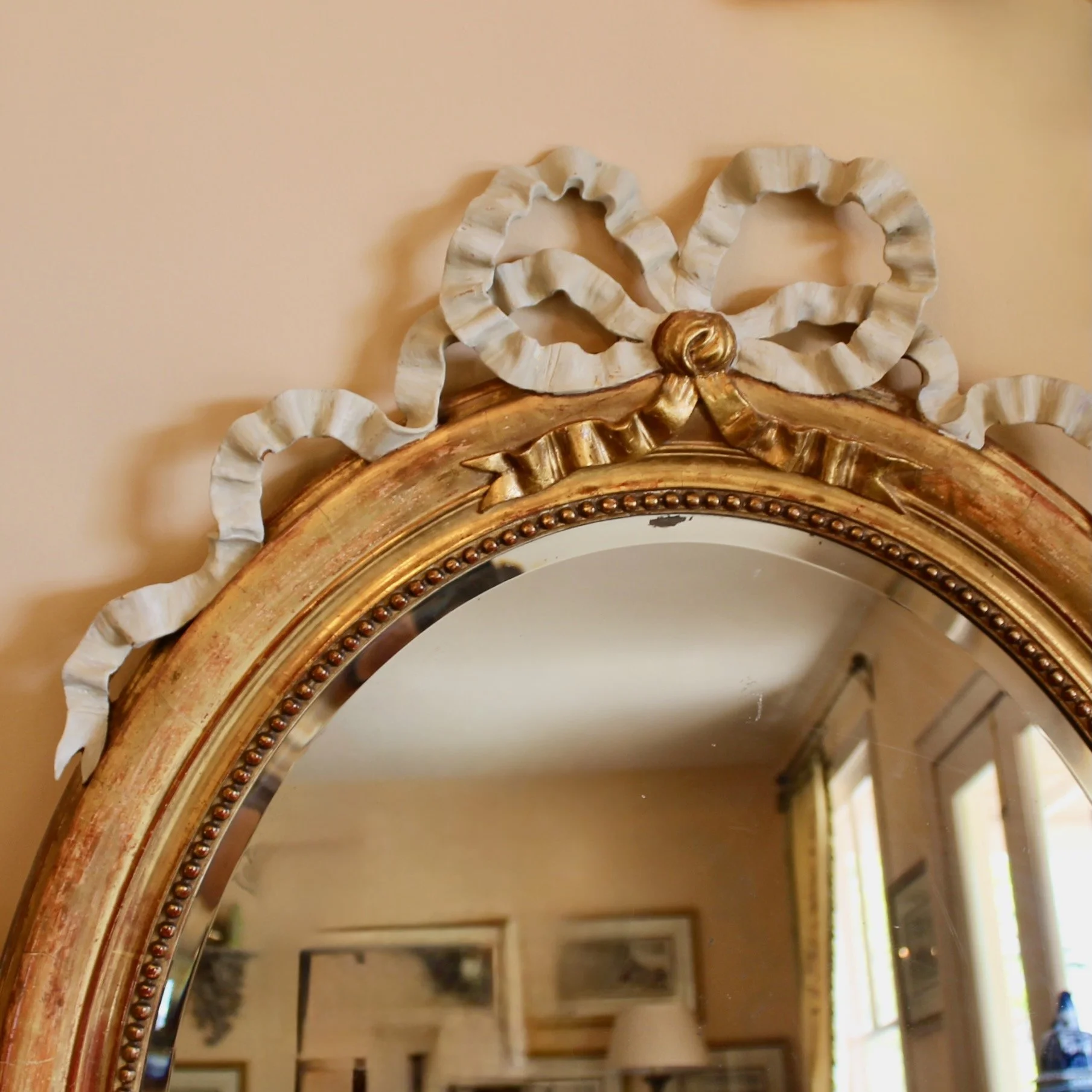 Large-Oval-French-Giltwood-Mirror (3)-top