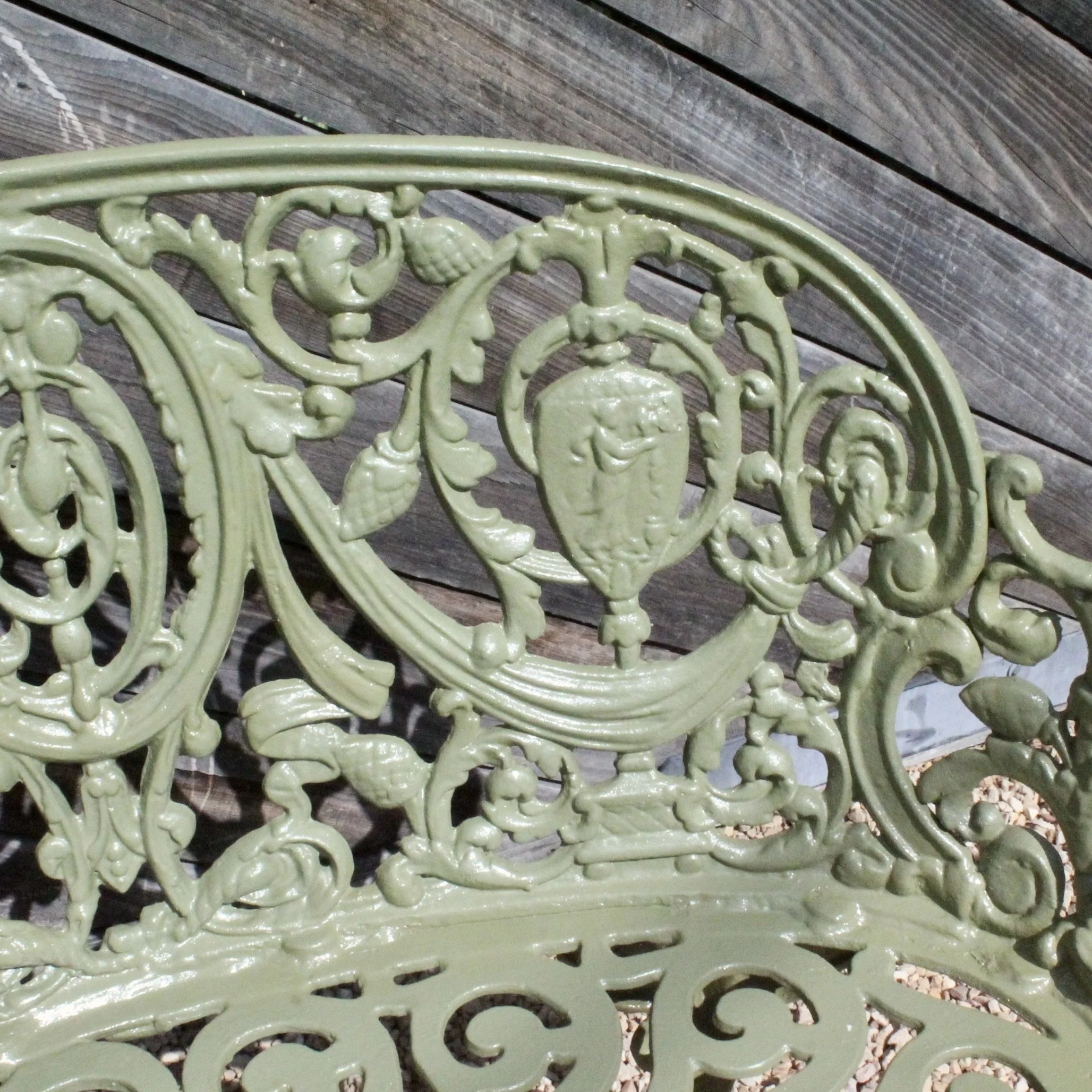 Set of Green Painted Metal Outdoor Garden Furniture: Antique Cameo Pattern, Six Pieces