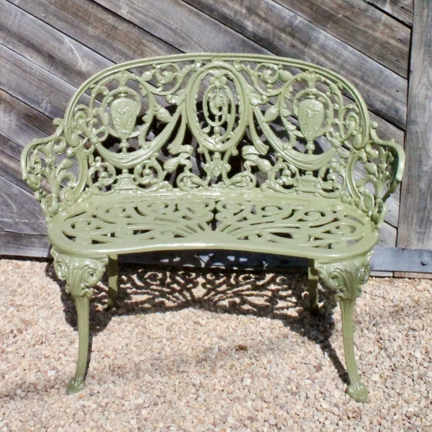 Set of Green Painted Metal Outdoor Garden Furniture: Antique Cameo Pattern, Six Pieces