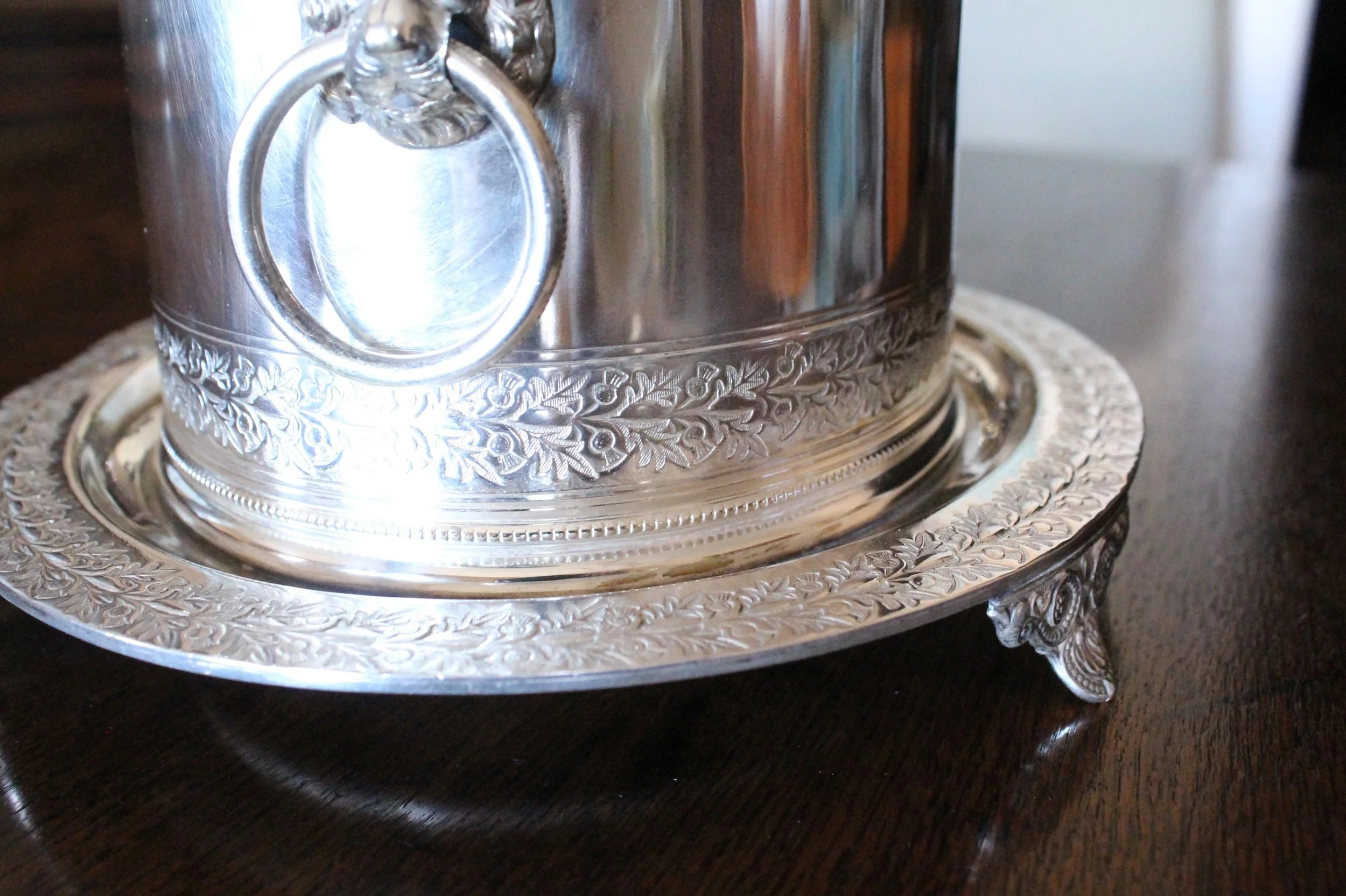 Large Silver-Plate-Biscuit-Box-Box-Mappin-&-Webb (13).jpeg