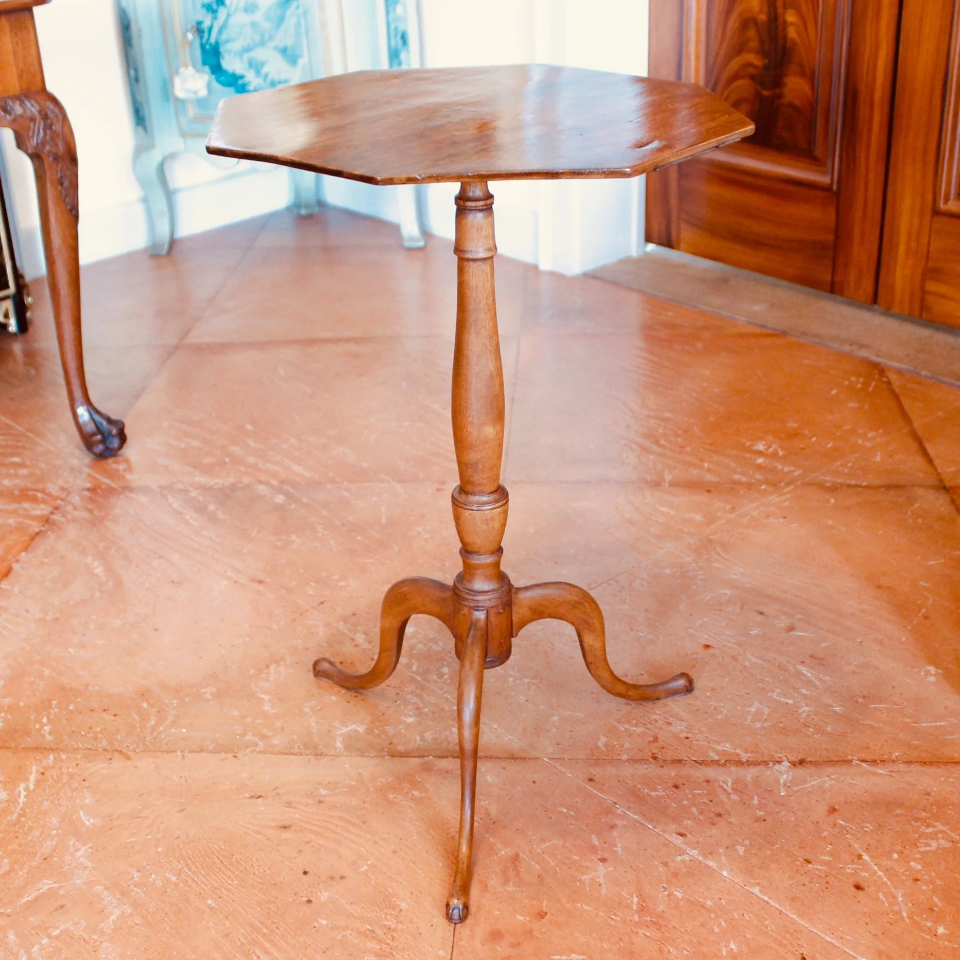 American-Federal-Octagonal-Top-Candle-Stand-Occasional-Table (2)