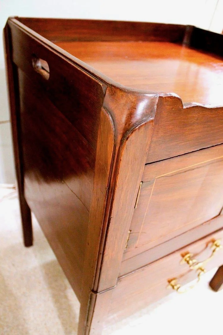 Georgian-Pot-Cupboard-Side-Table-Cabinet-detail