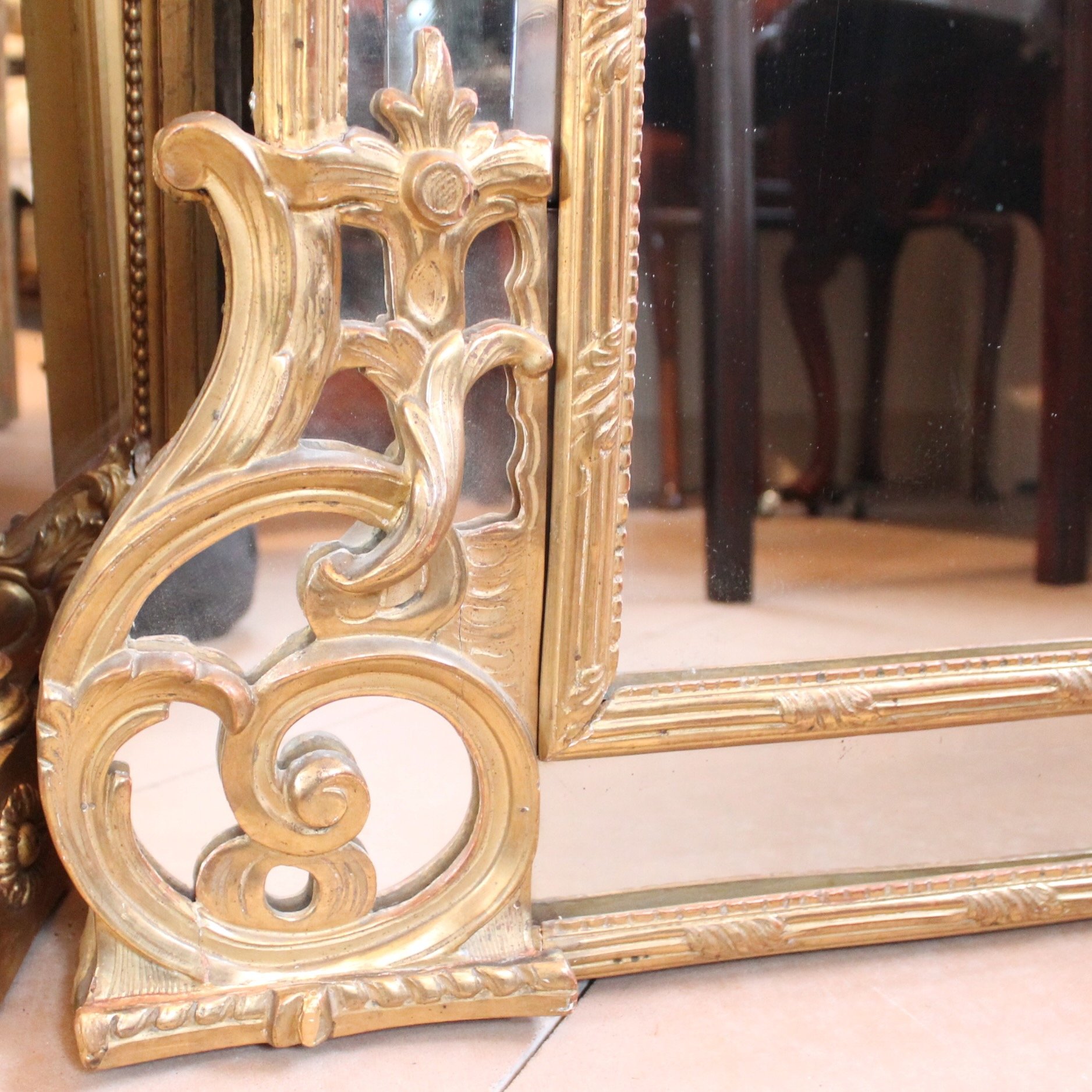 Continental-Giltwood-Louis-XV-Rococo-Overmantel-Or-Pier-Mirror (7)-detail