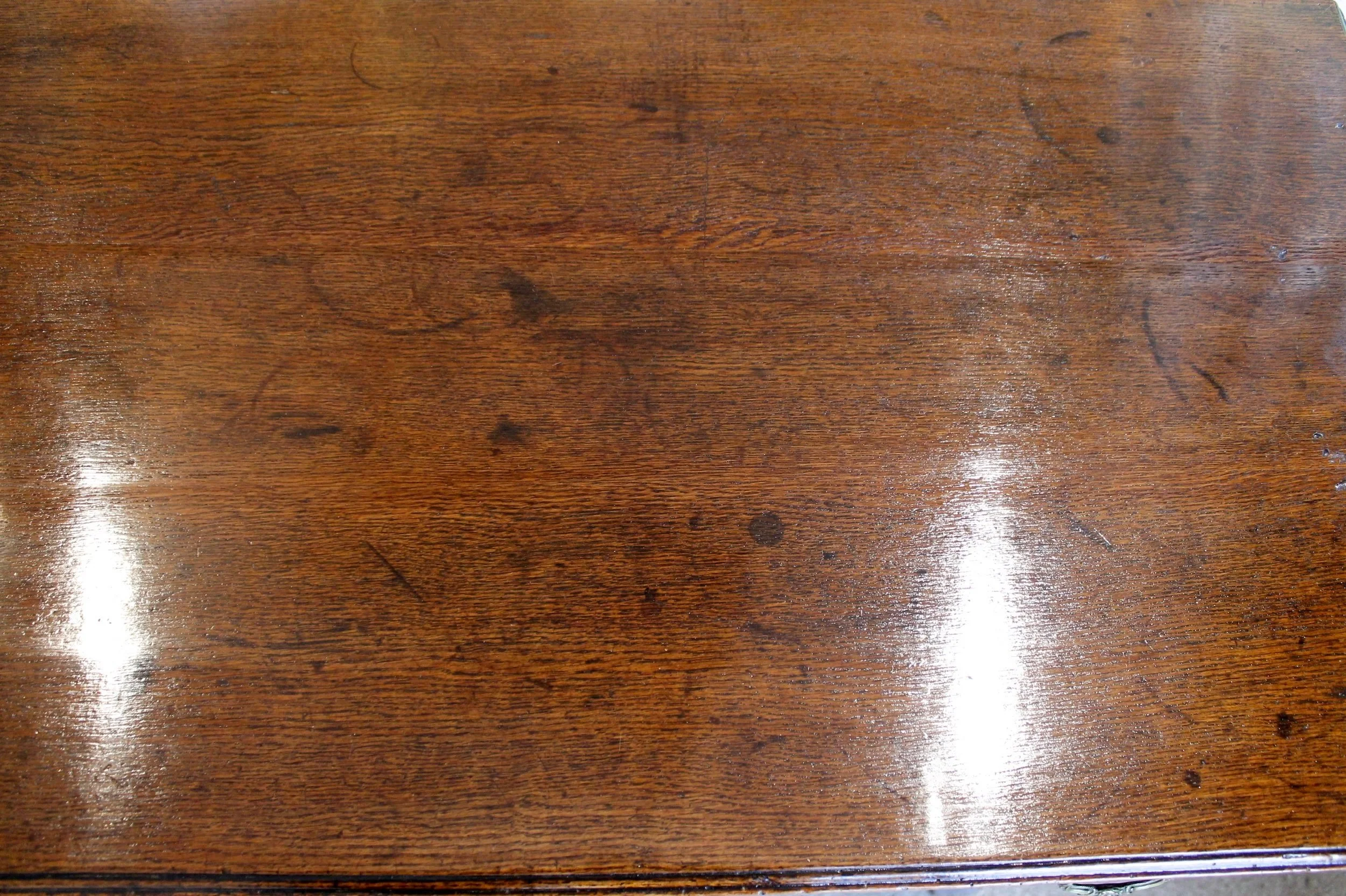 English-Country-Oak-George-II-Georgian-Lowboy (10)-detail