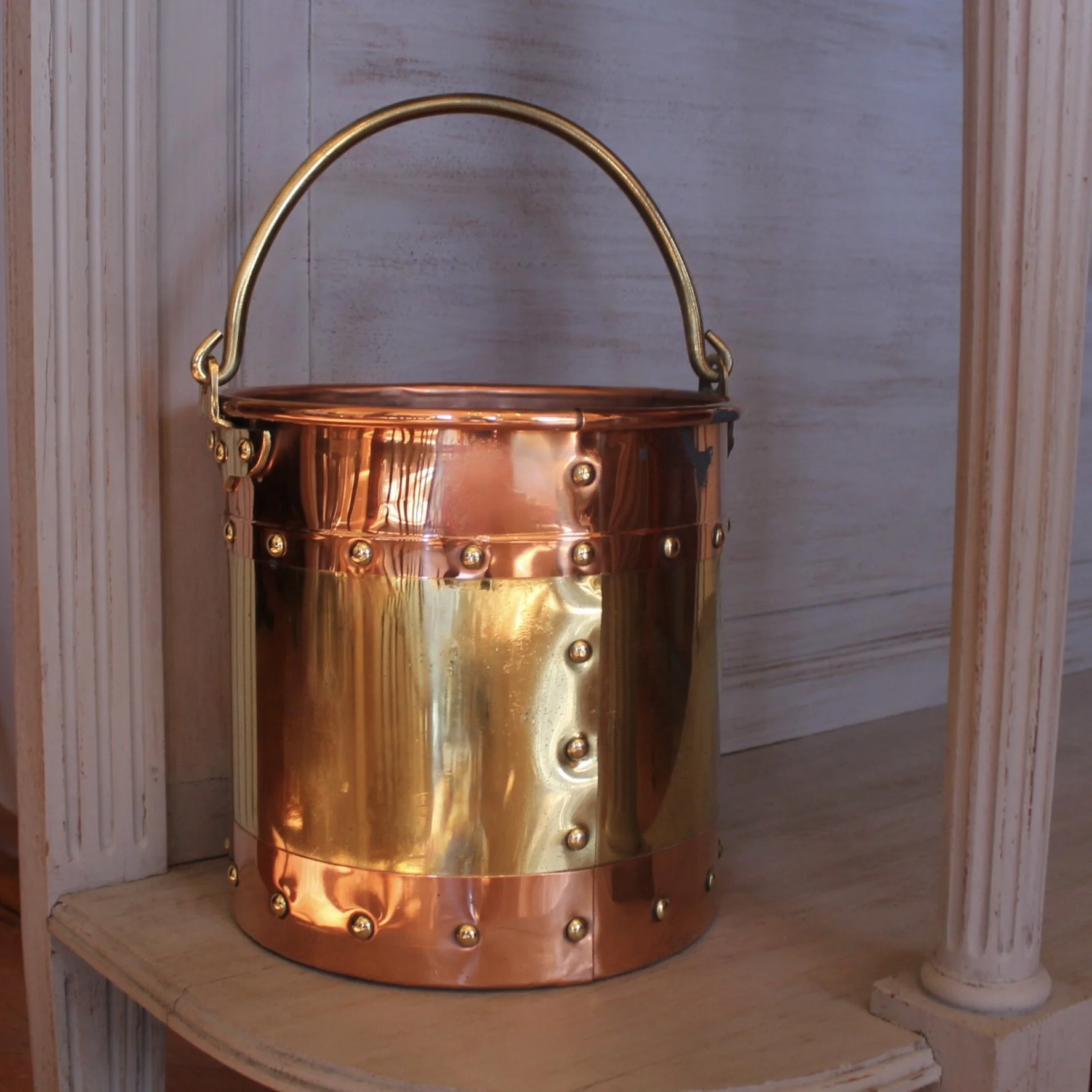 English copper fireplace bucket