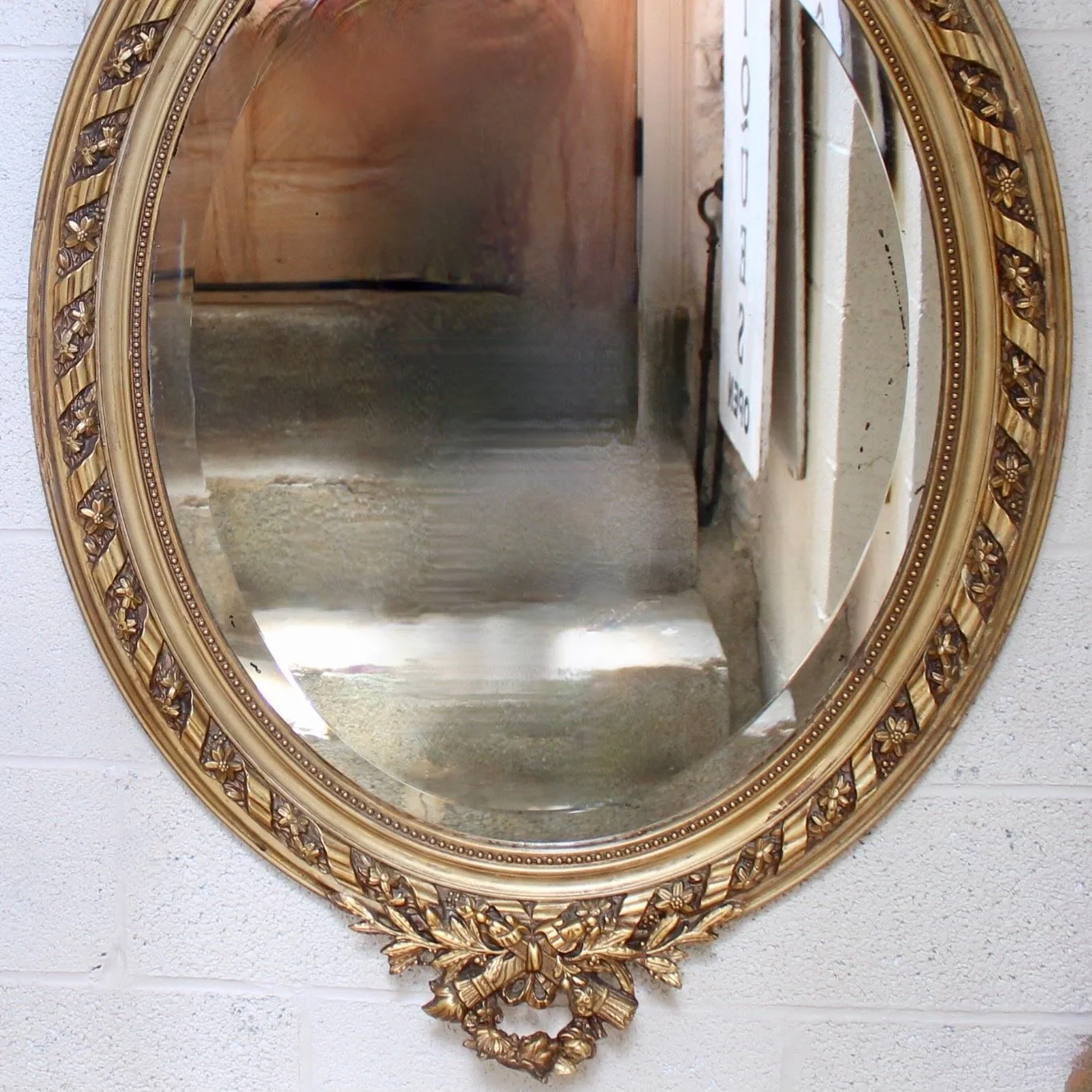 Large-French-Belle-Époque-Era-Gilded-Oval-Mirror (9)