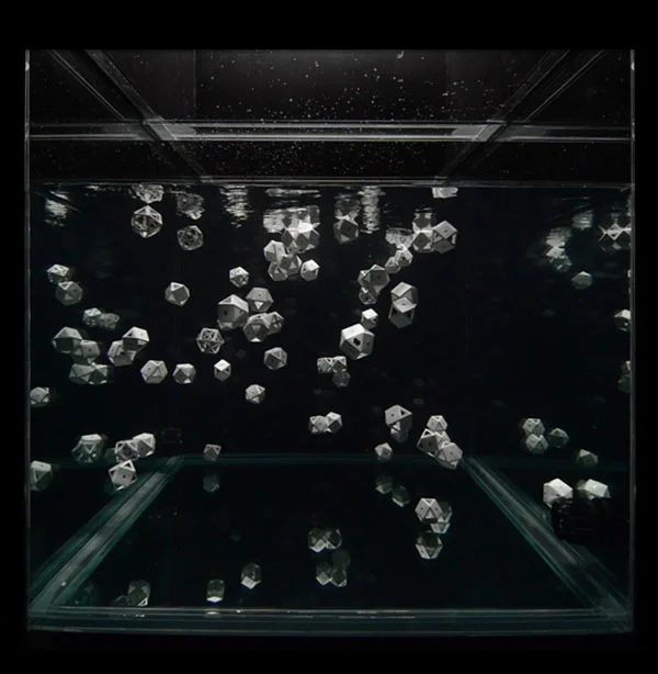 FluidAssembly_FULLCUBECrystal02.jpg