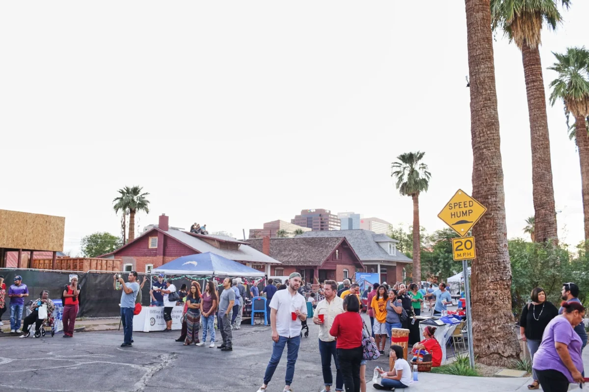 201711_Garfiledblockparty_053.jpg
