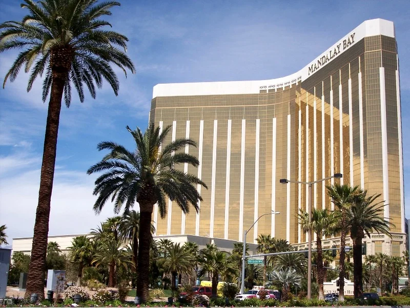 Mandalay_Bay_Hotel.jpg
