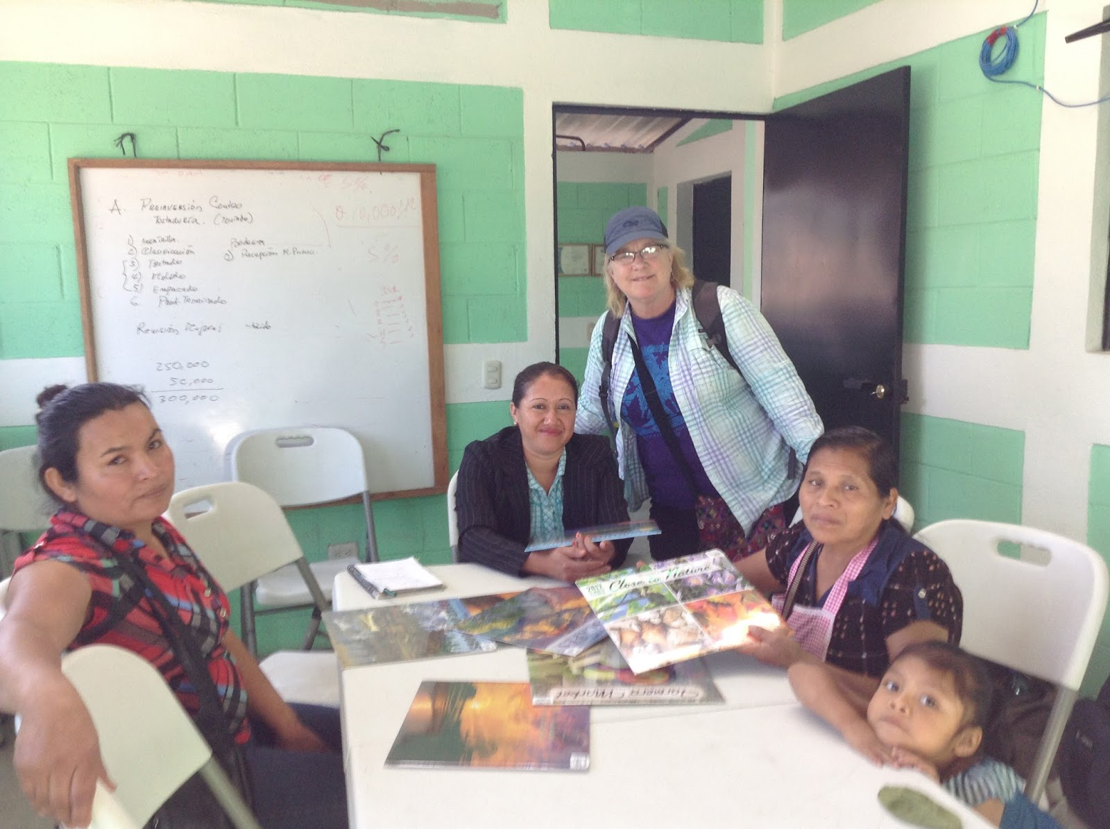 Orfa, Sonia, Brenda, Fabiana and her daughter.