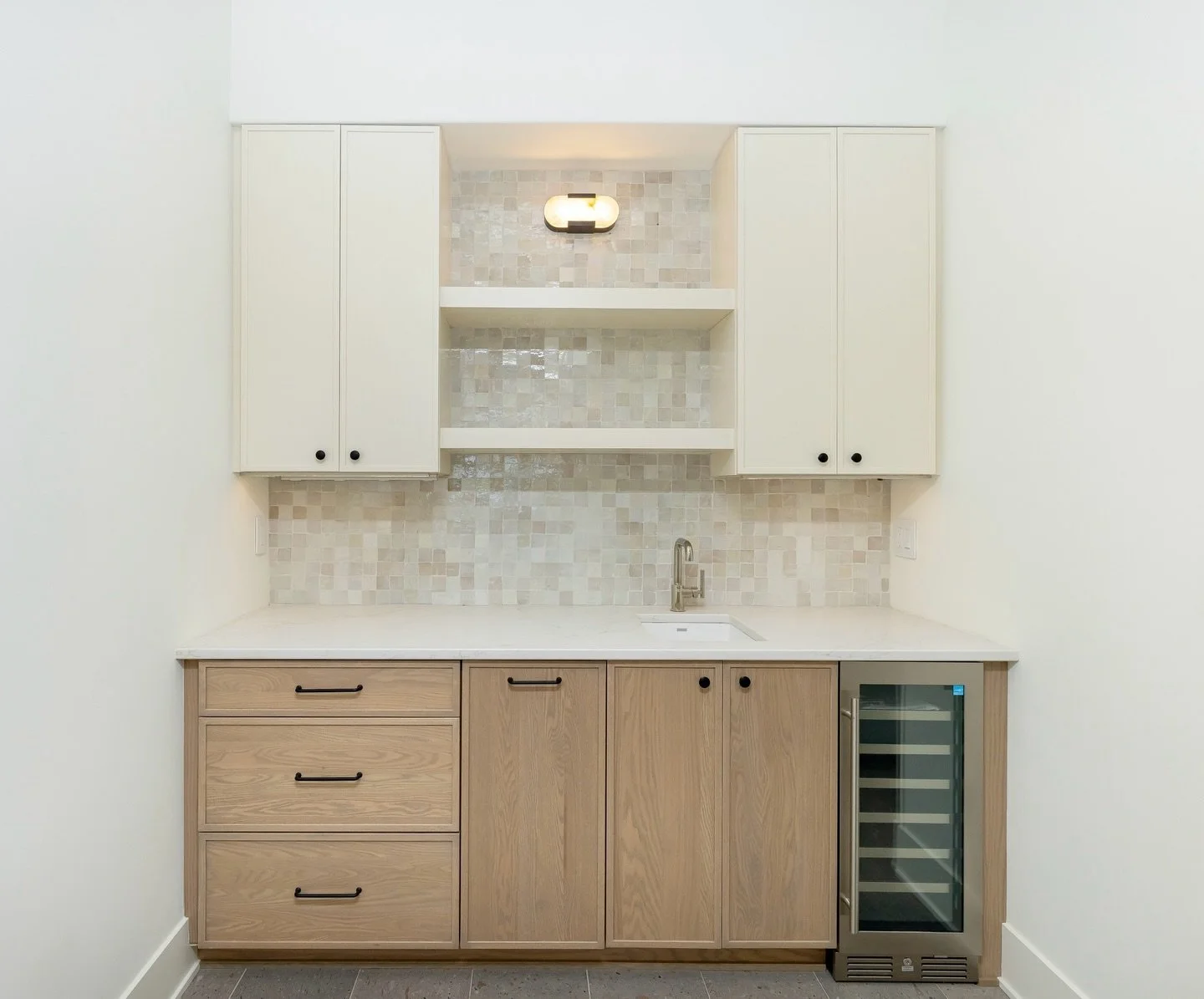 This pantry said &ldquo;I can do both.&rdquo; ☕️🍷
Morning coffee station&hellip; by night, emotionally supportive wine bar. 

#wetbardesign #pantrydesign #architecturalcabinetry