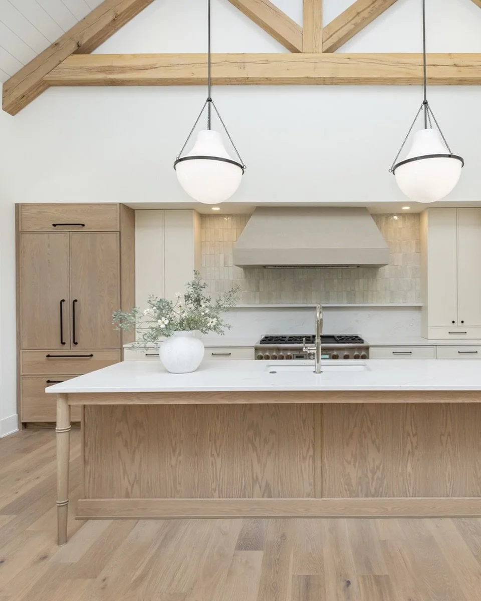 Clean lines &amp; warm wood are always a good time 😎