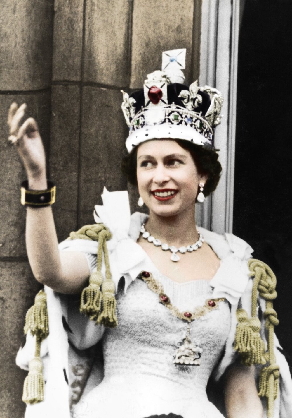 real+queen+edward%27s+crown+coronation.jpg