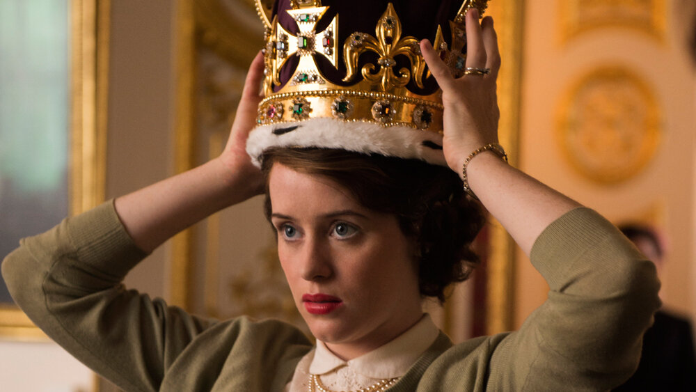 s1e5 elizabeth edward's crown.jpg