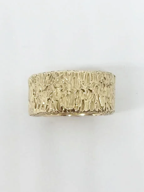 goldlastring.jpg