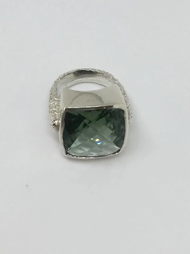 prasiolite.jpg