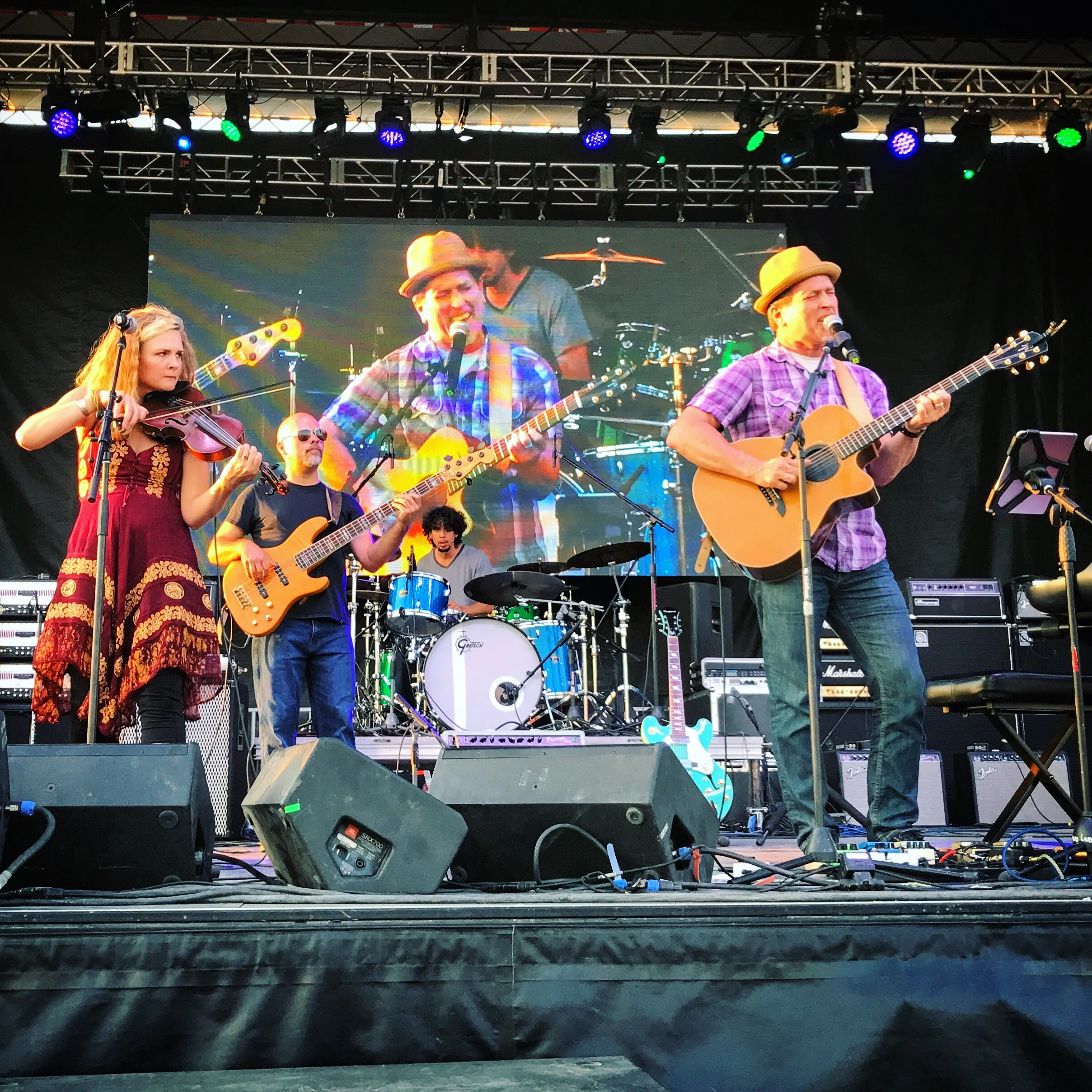 Opening for Sugar Ray and the Toadies!